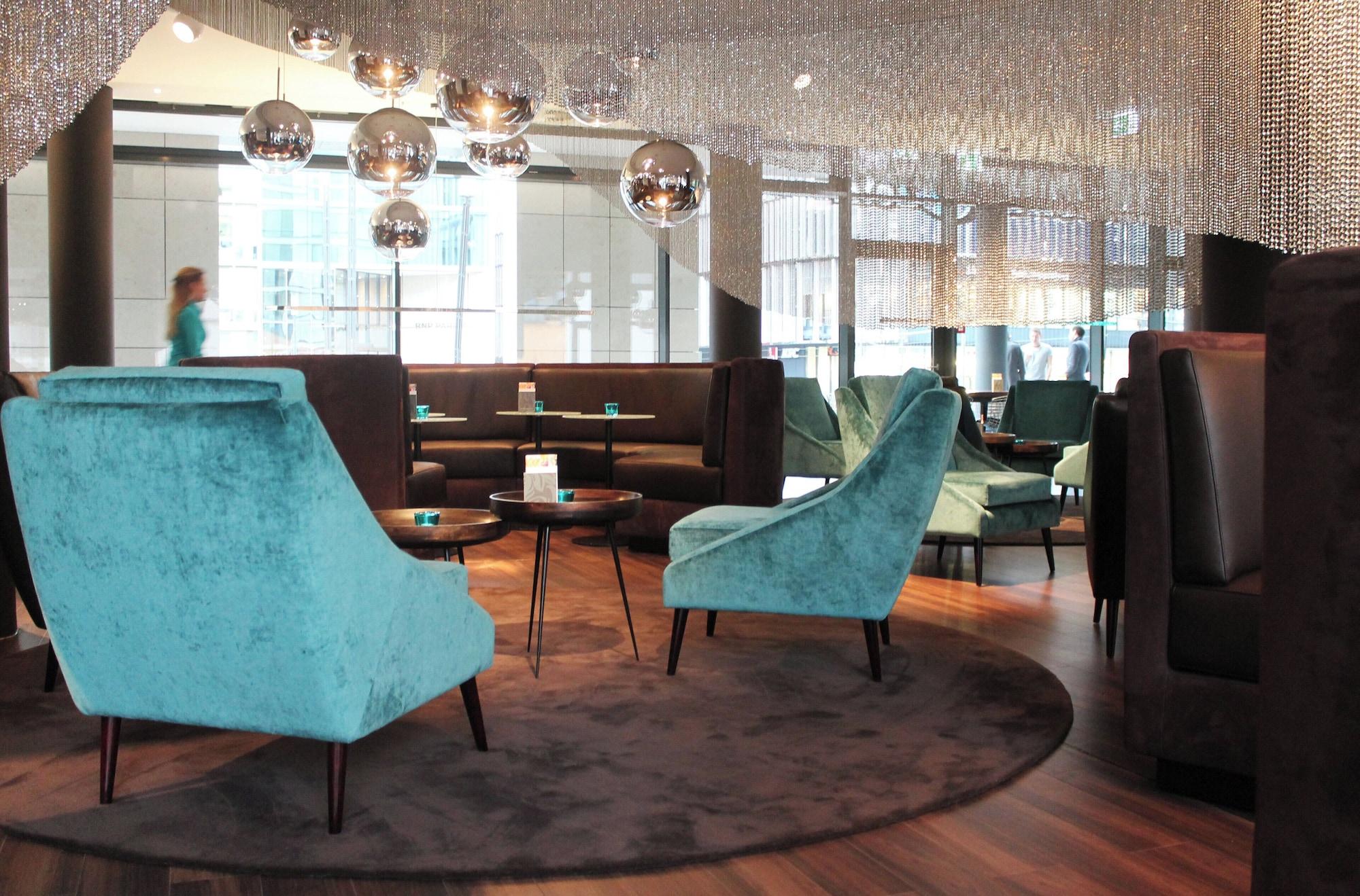 Bar/Salón Motel One Frankfurt - Messe