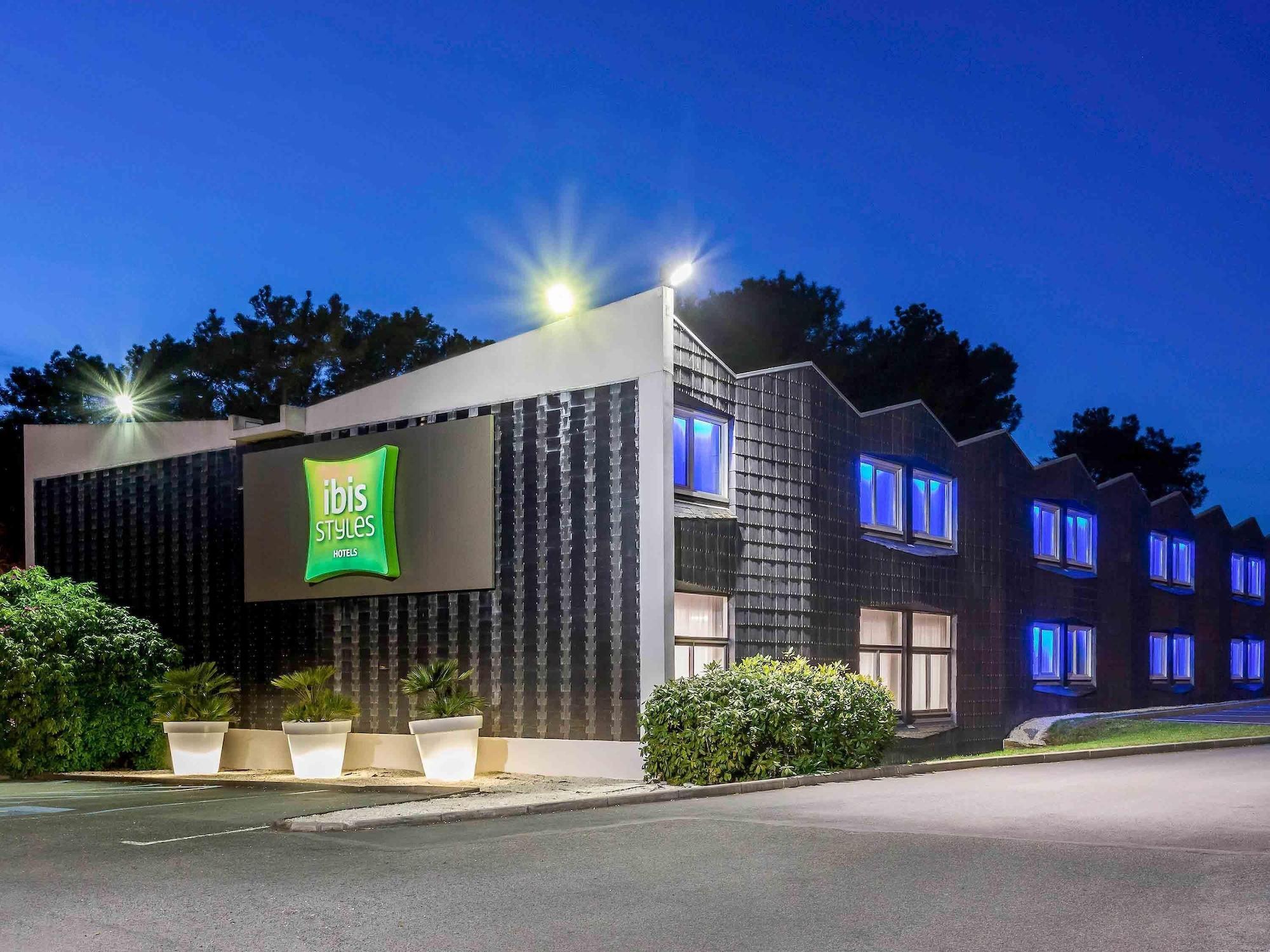 Vista Exterior ibis Styles Lorient Caudan