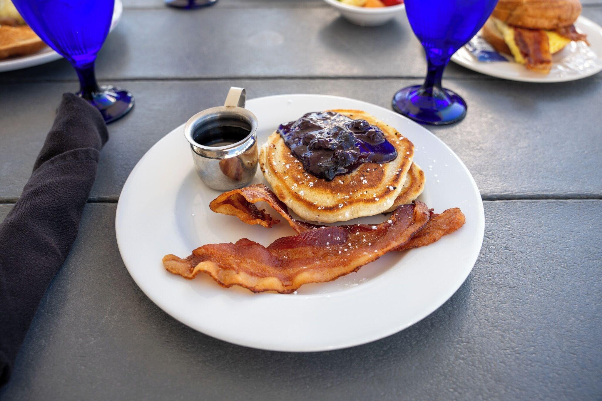 Restaurant Elizabeth Pointe Lodge