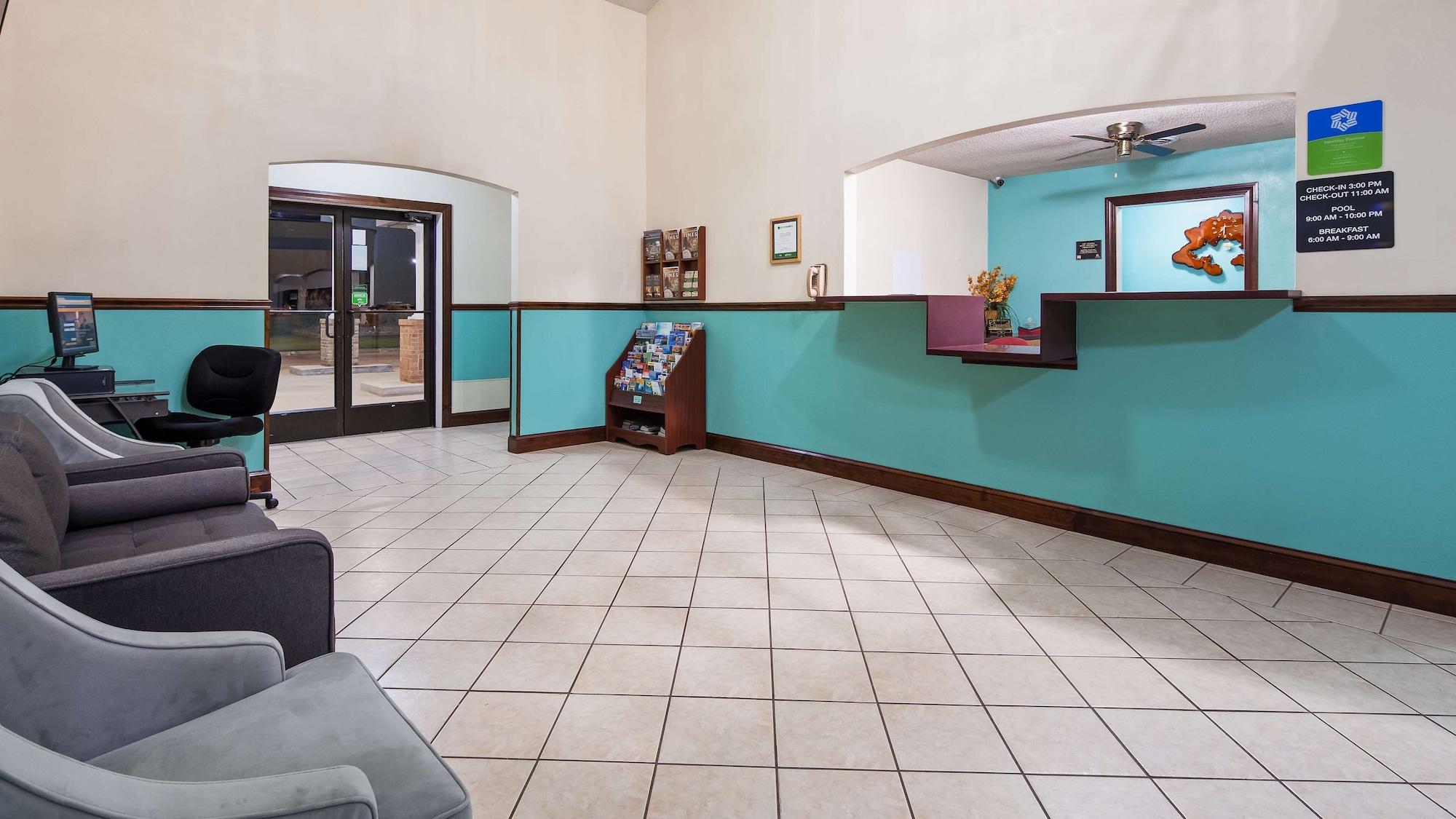 Vista Lobby SureStay Hotel by Best Western Greenville