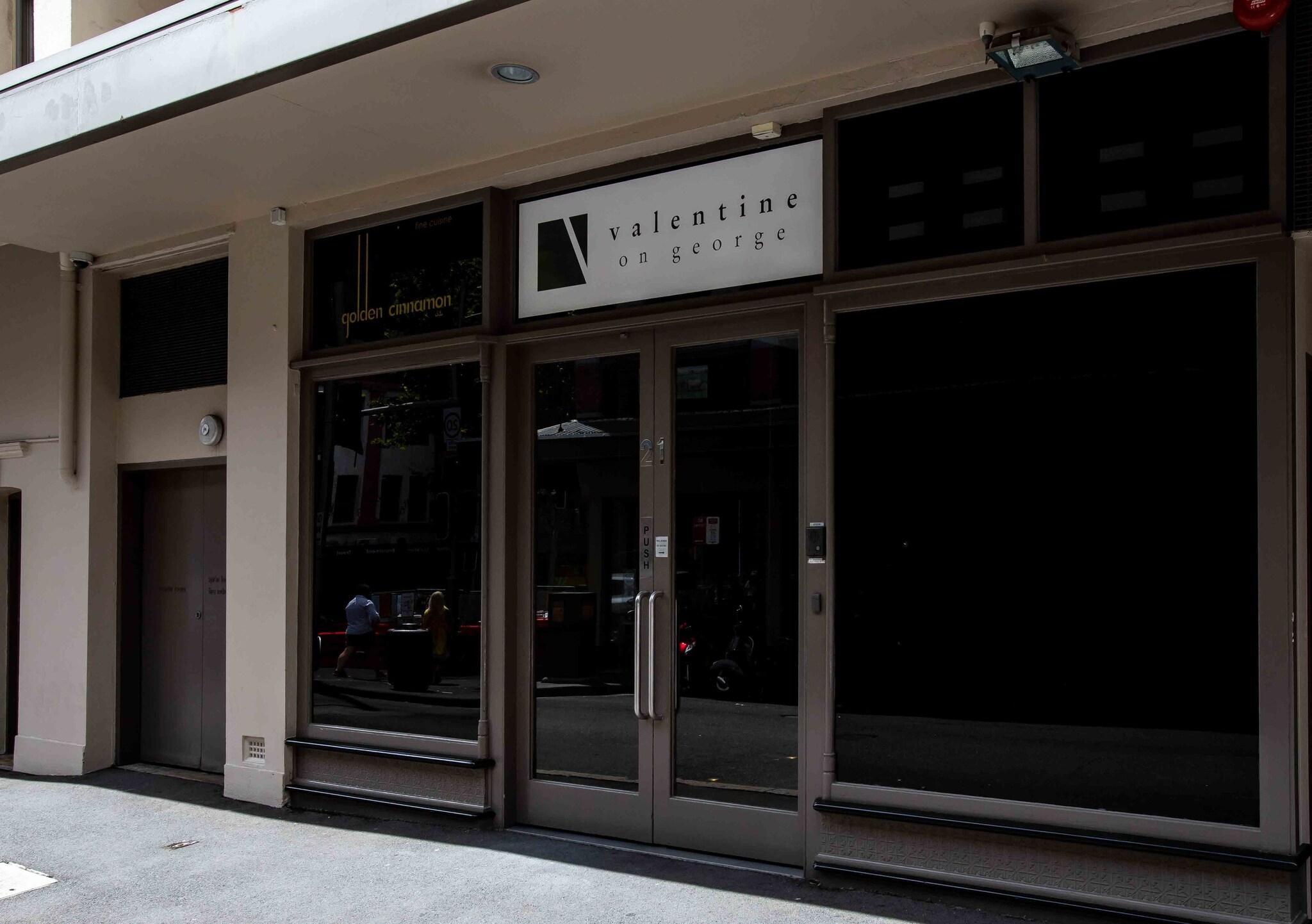 Vista Exterior Valentine On George