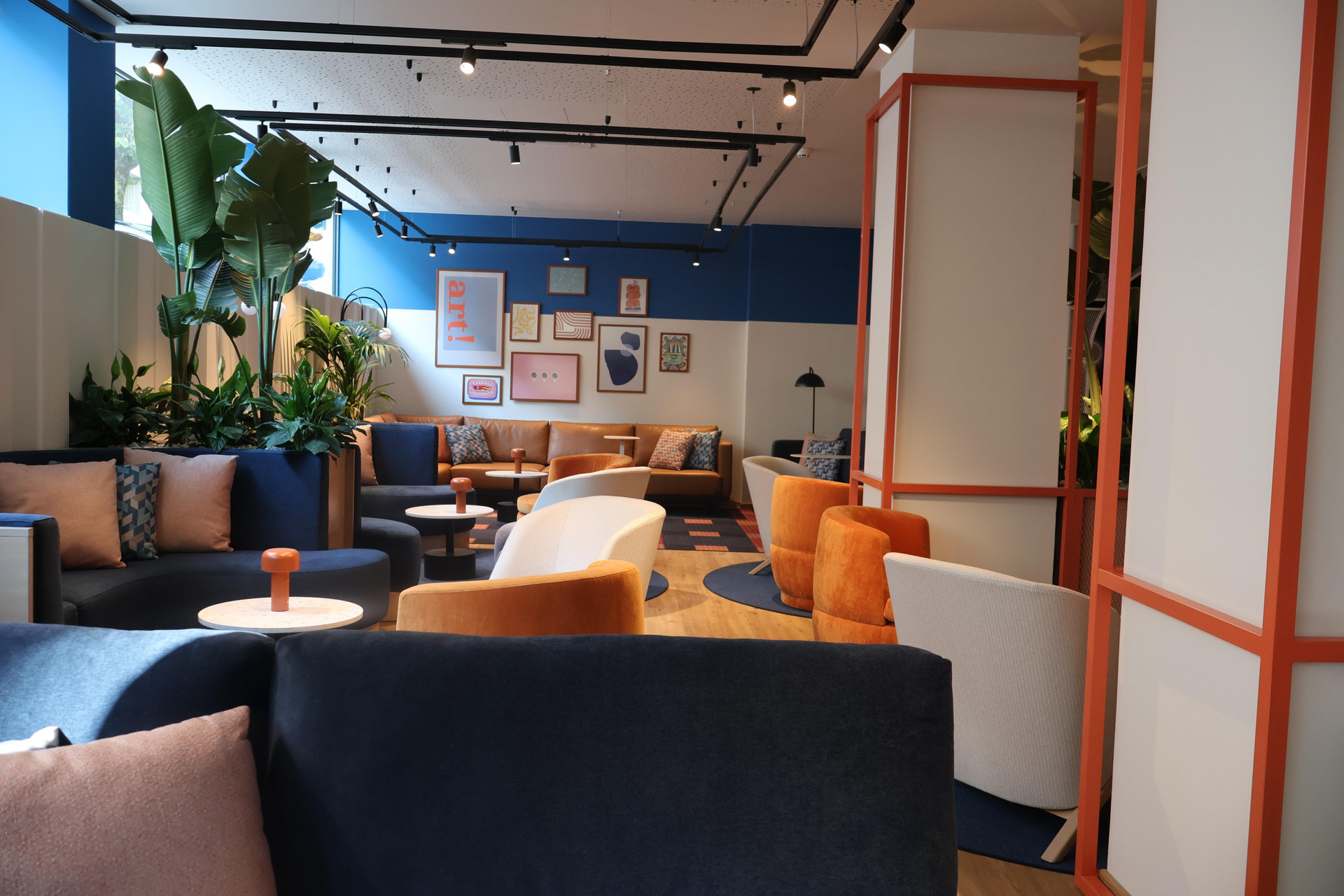 Vista Exterior Holiday Inn Express and Suites Lisbon Principe Real by IHG