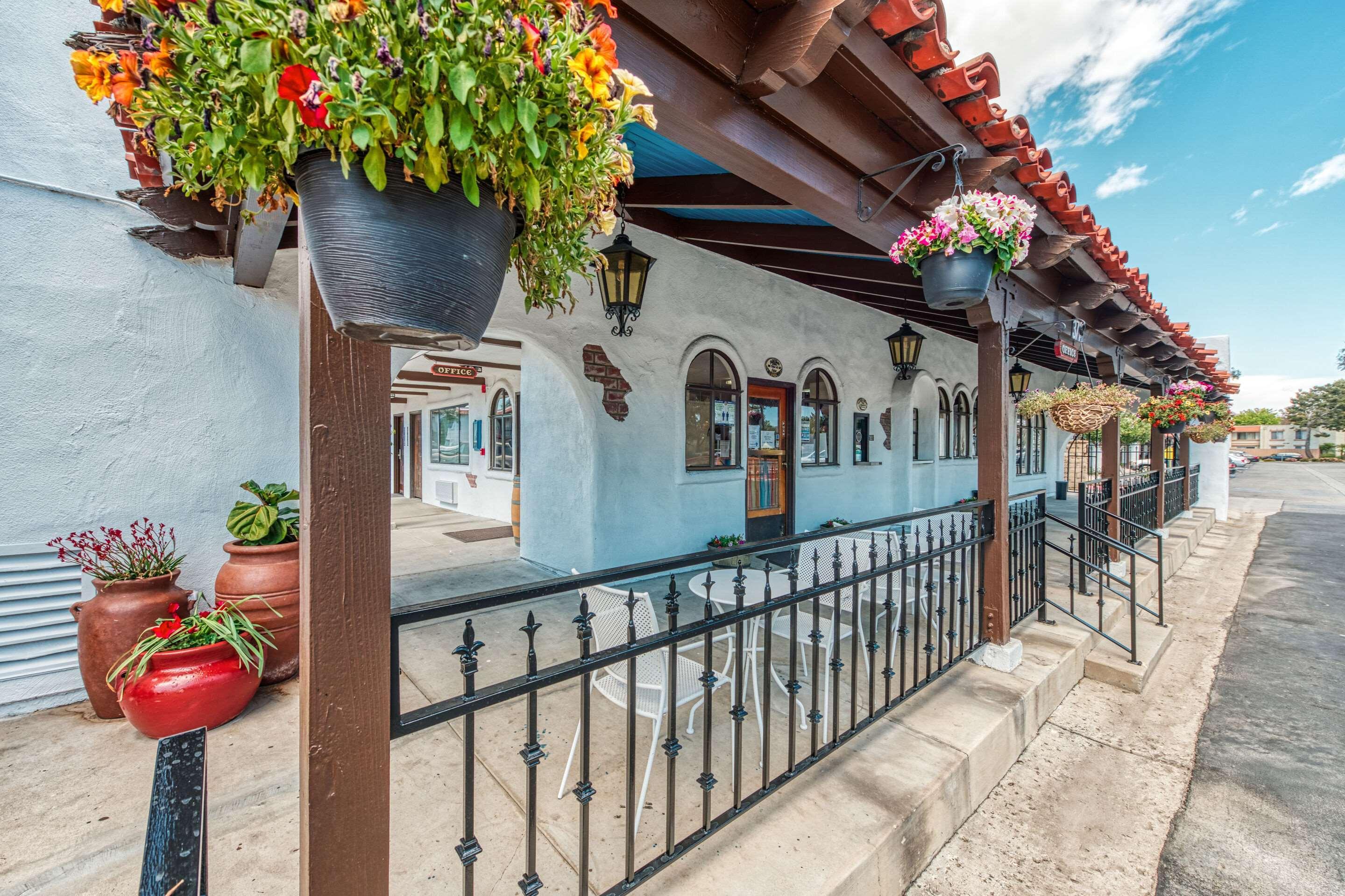 Vista Exterior Casa Via Mar Inn, Ascend Hotel Collection