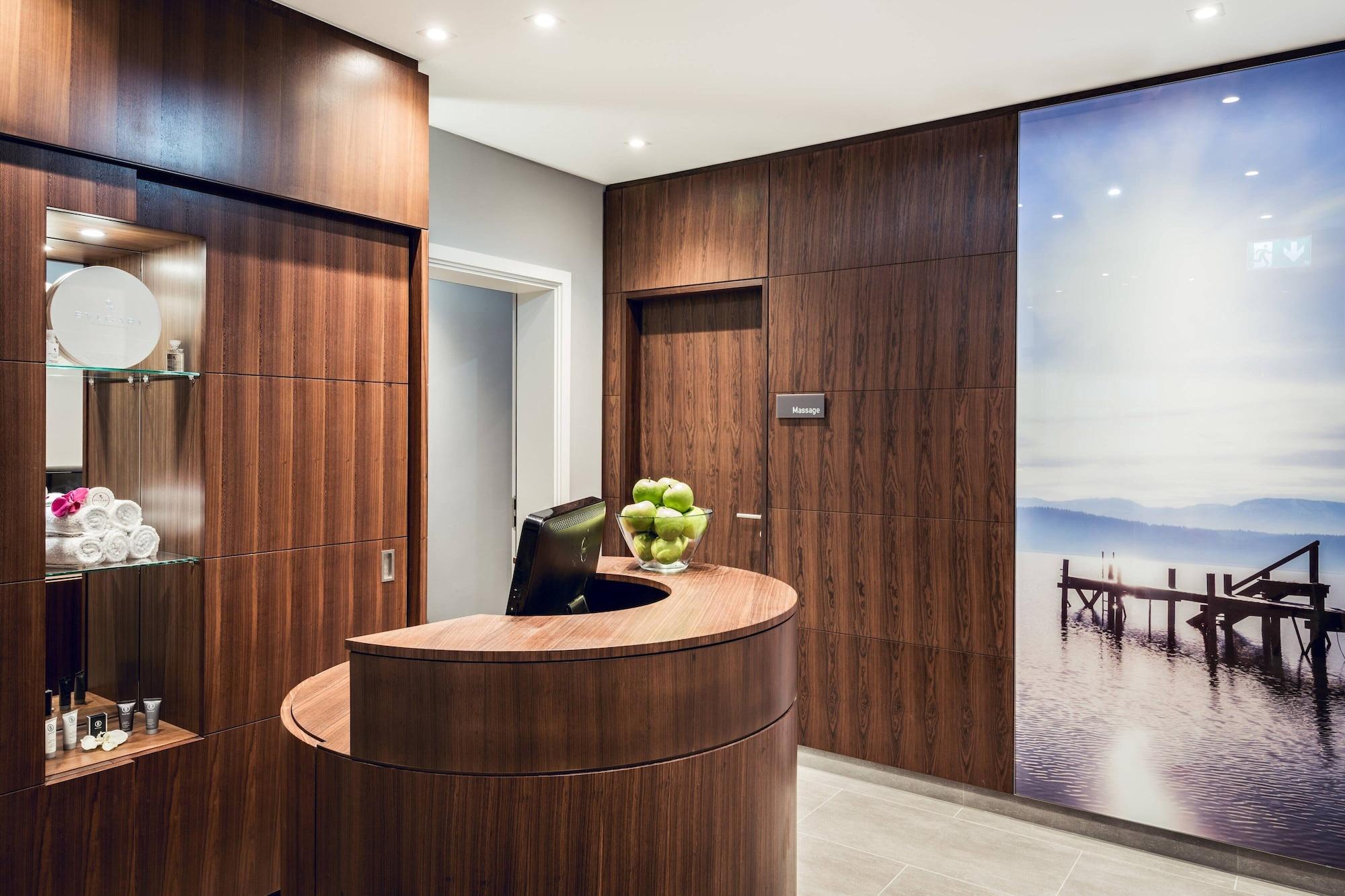 Vista Lobby Munich Airport Marriott Hotel