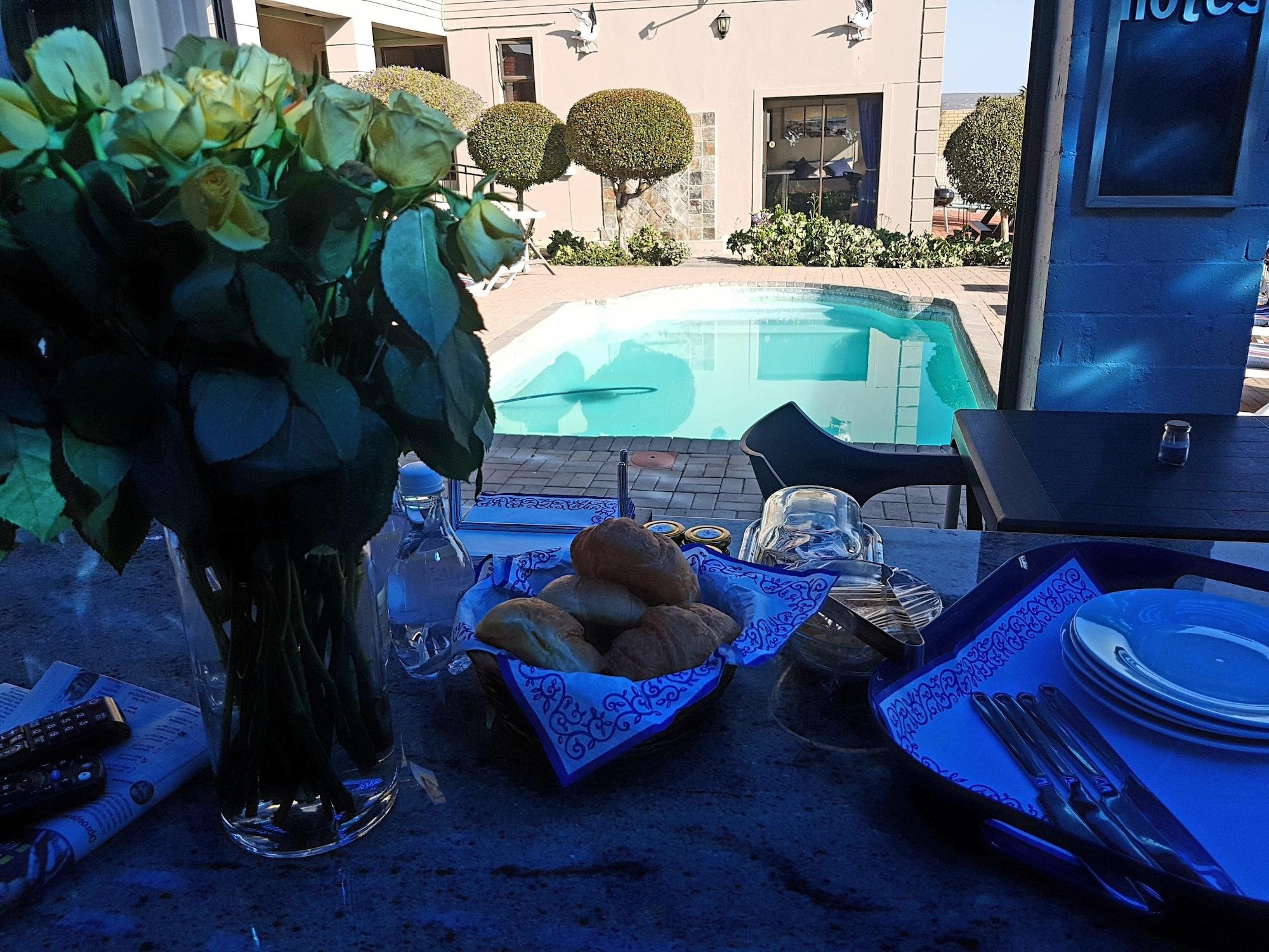 Varios Seagulls Guest House