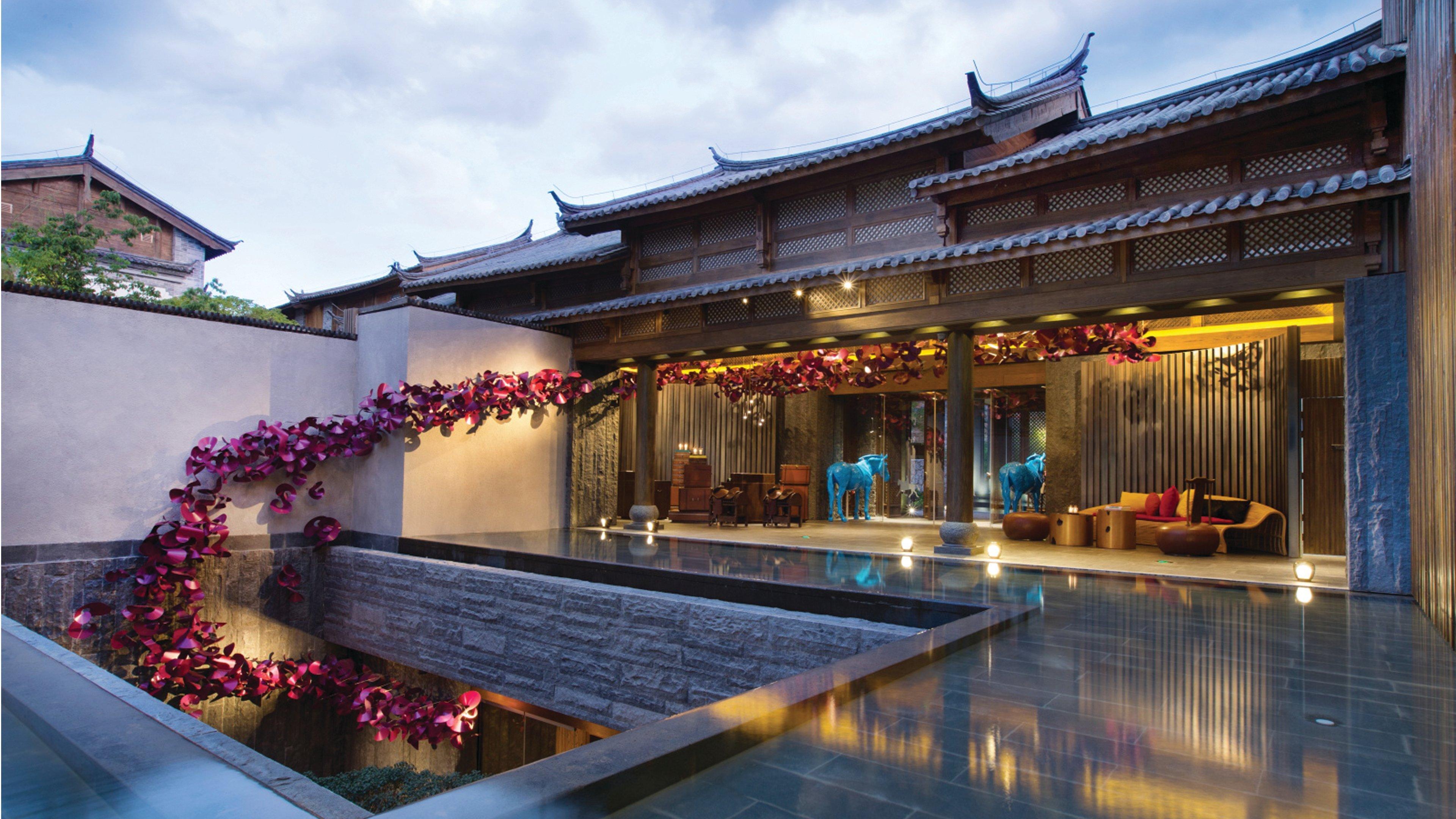 Vista Lobby Hotel Indigo Lijiang Ancient Town by IHG