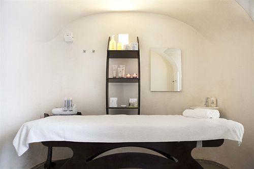 Spa Navona Palace Luxury Inn