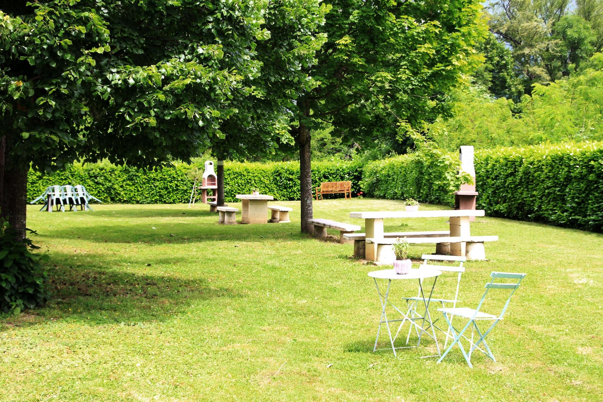 Varios Le Hameau de la Courbière