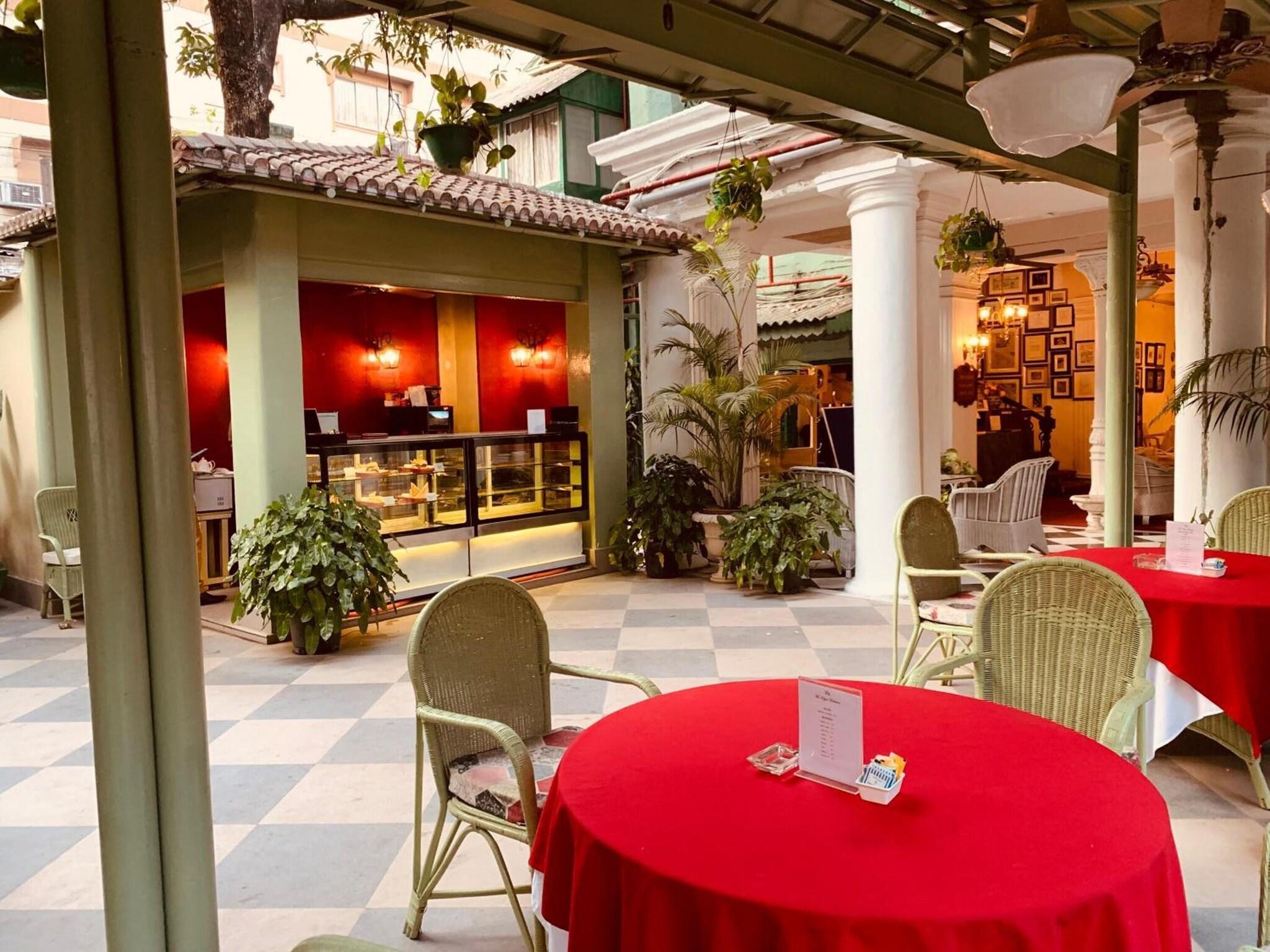 Restaurant The Elgin Fairlawn Kolkata