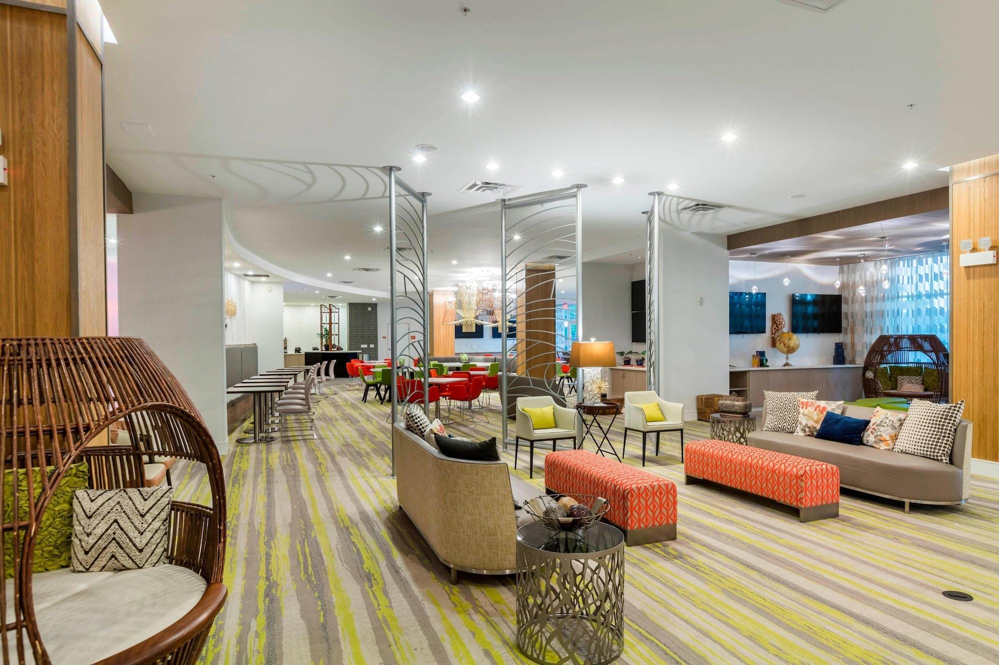 Vista Lobby TownePlace Suites by Marriott Orlando at SeaWorld