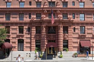 Alojamiento - The Lucerne Hotel