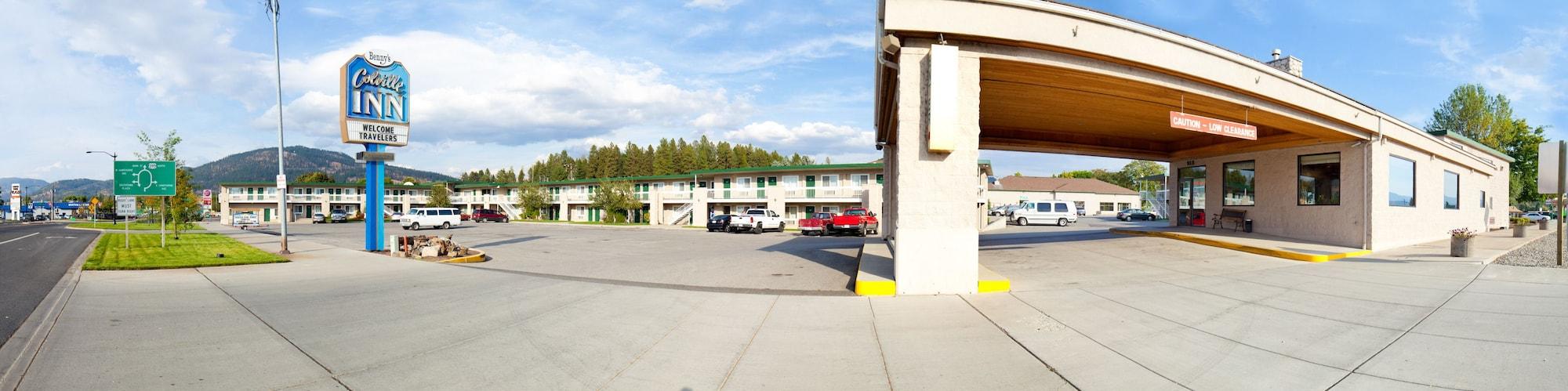 Vista Exterior Benny's Colville Inn