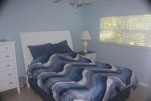 Alquiler Vacacional - Snorkelers & Divers Paradise-Cayman Brac-2 Bedroom On Beach With Deck