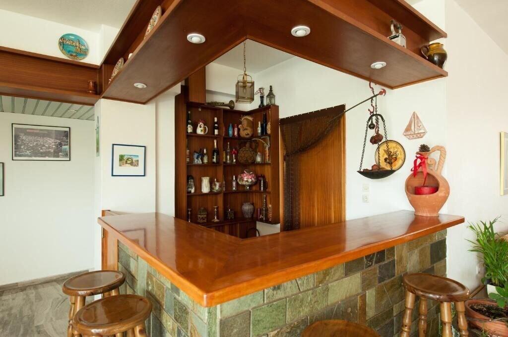 Bar/Salón Athina Hotel