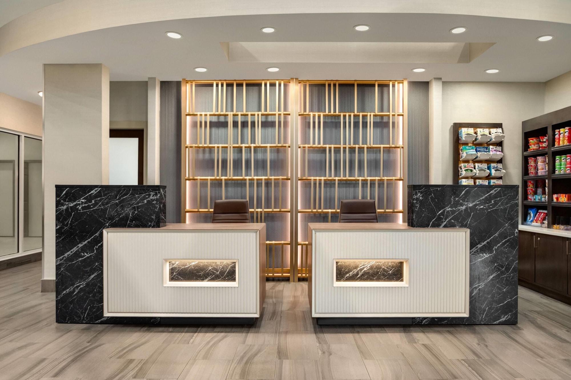 Vista Lobby La Quinta Inn by Wyndham Vancouver Airport