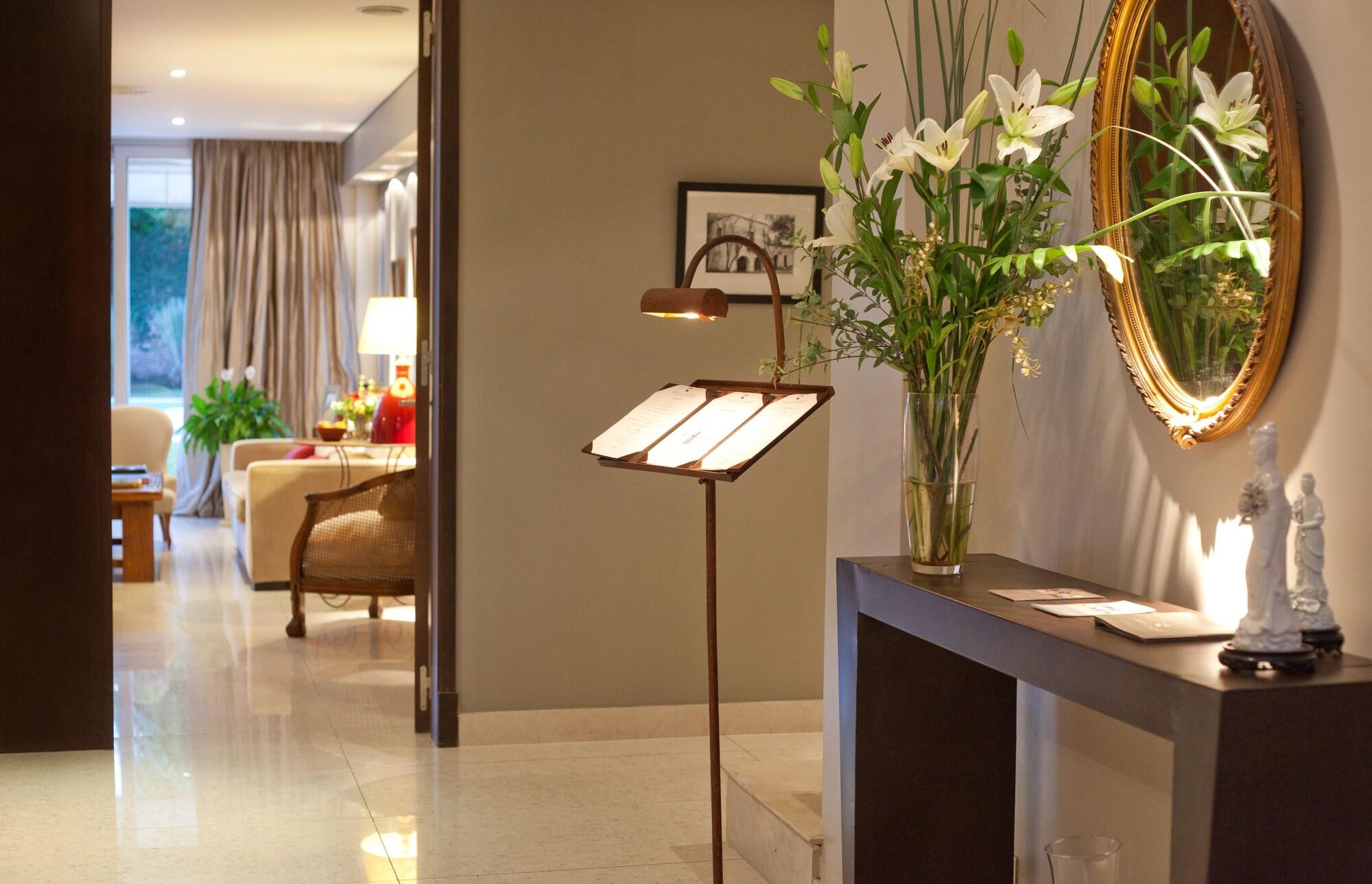 Vista Lobby Villa Isidro Hotel Boutique & Spa