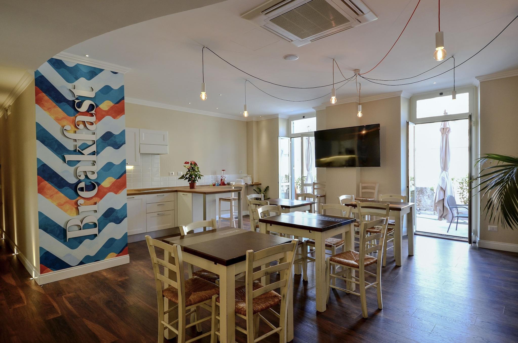 Restaurant 7Bell's House