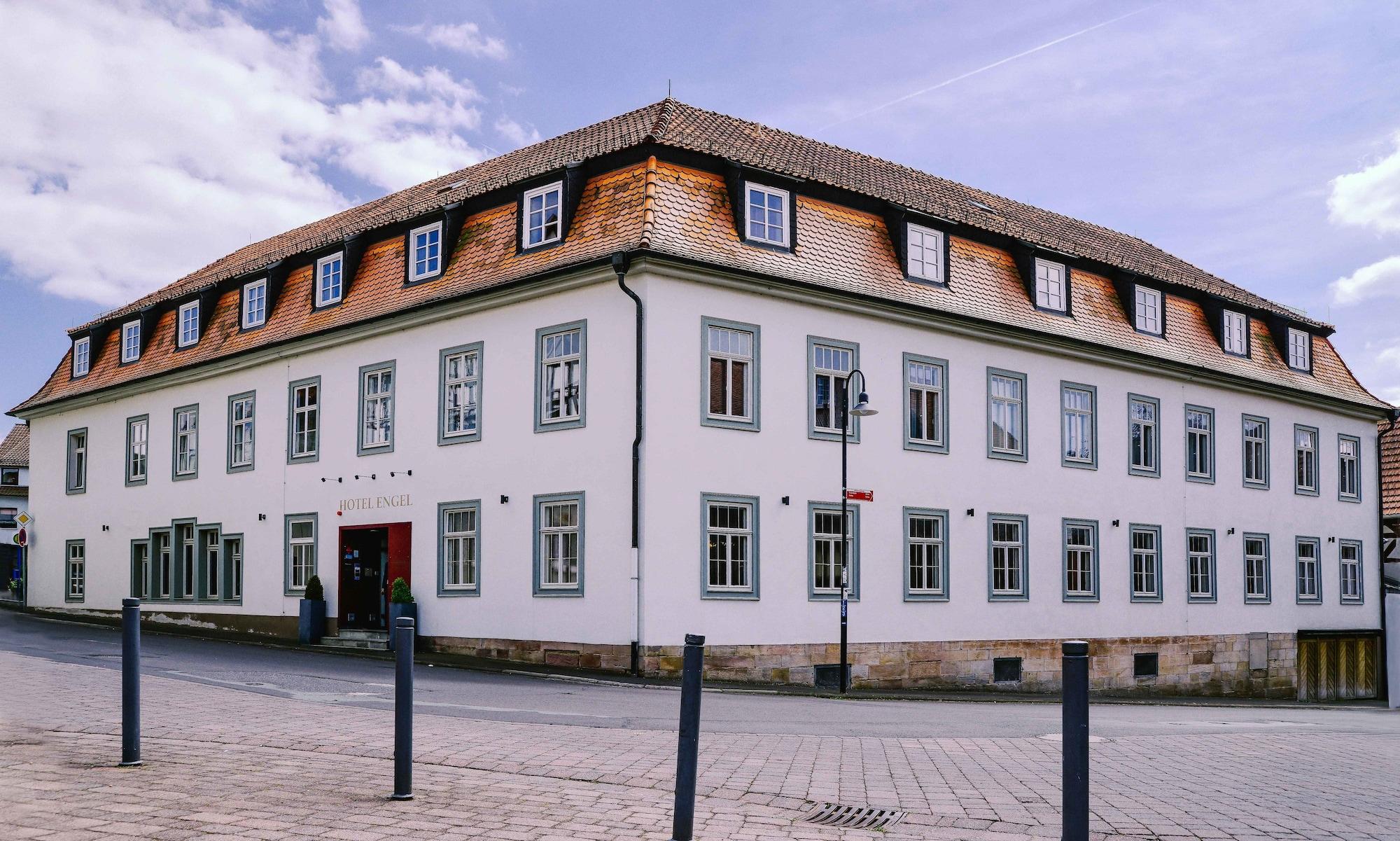 Varios Hotel Engel