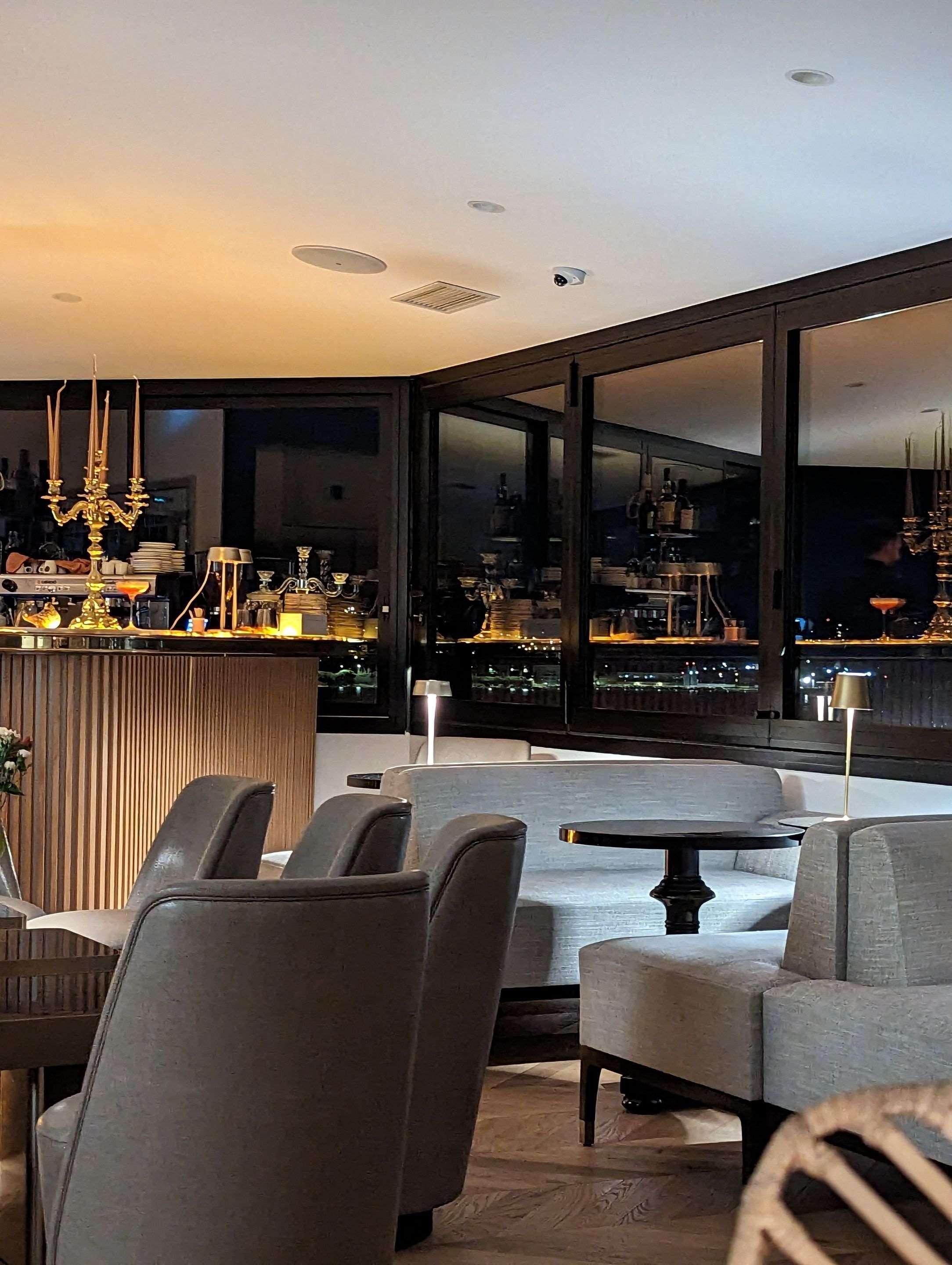 Bar/Salón Hotel San Carlu Citadelle