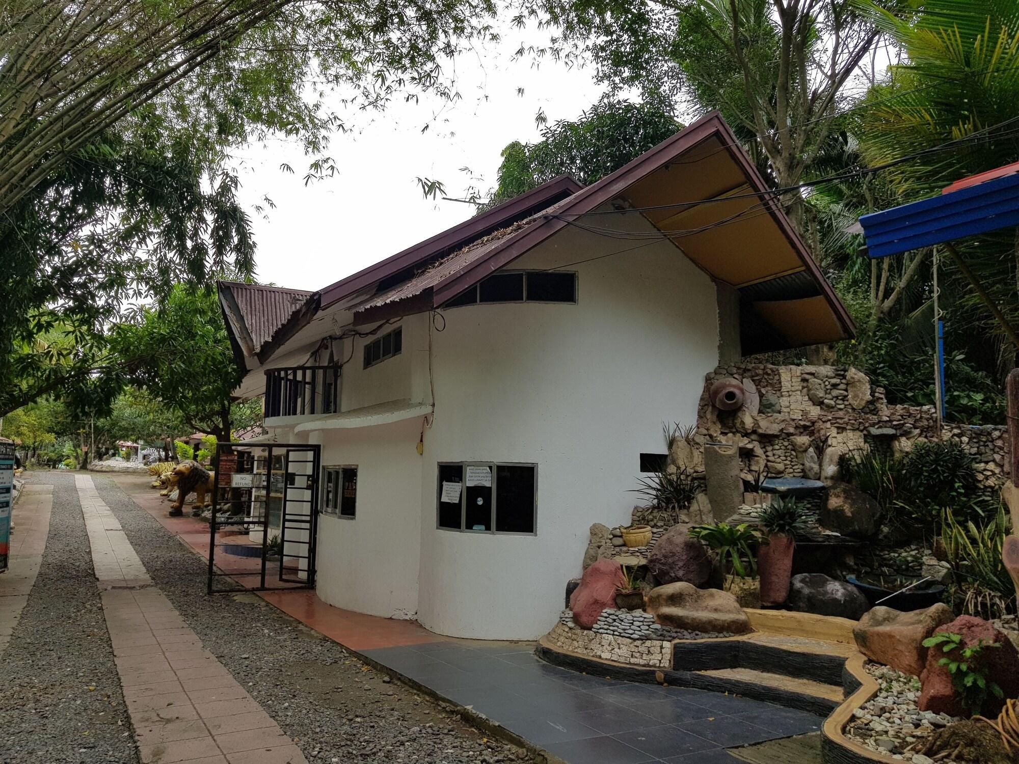 Vista Lobby Nipa Hut Resort