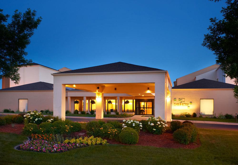 Vista Exterior Courtyard by Marriott Minneapolis-St. Paul Airport