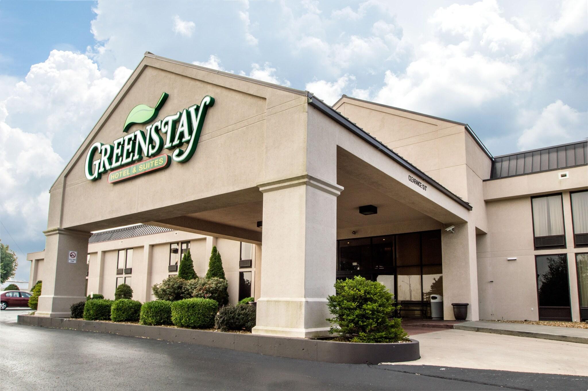 Vista Exterior Greenstay Hotel & Suites