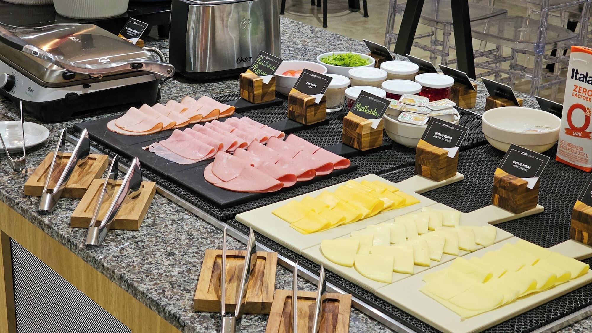 Restaurant Hotel Greenville by Slim Hotéis