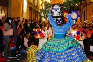 Actividad - Entradas para la callejoneada del Día de Muertos