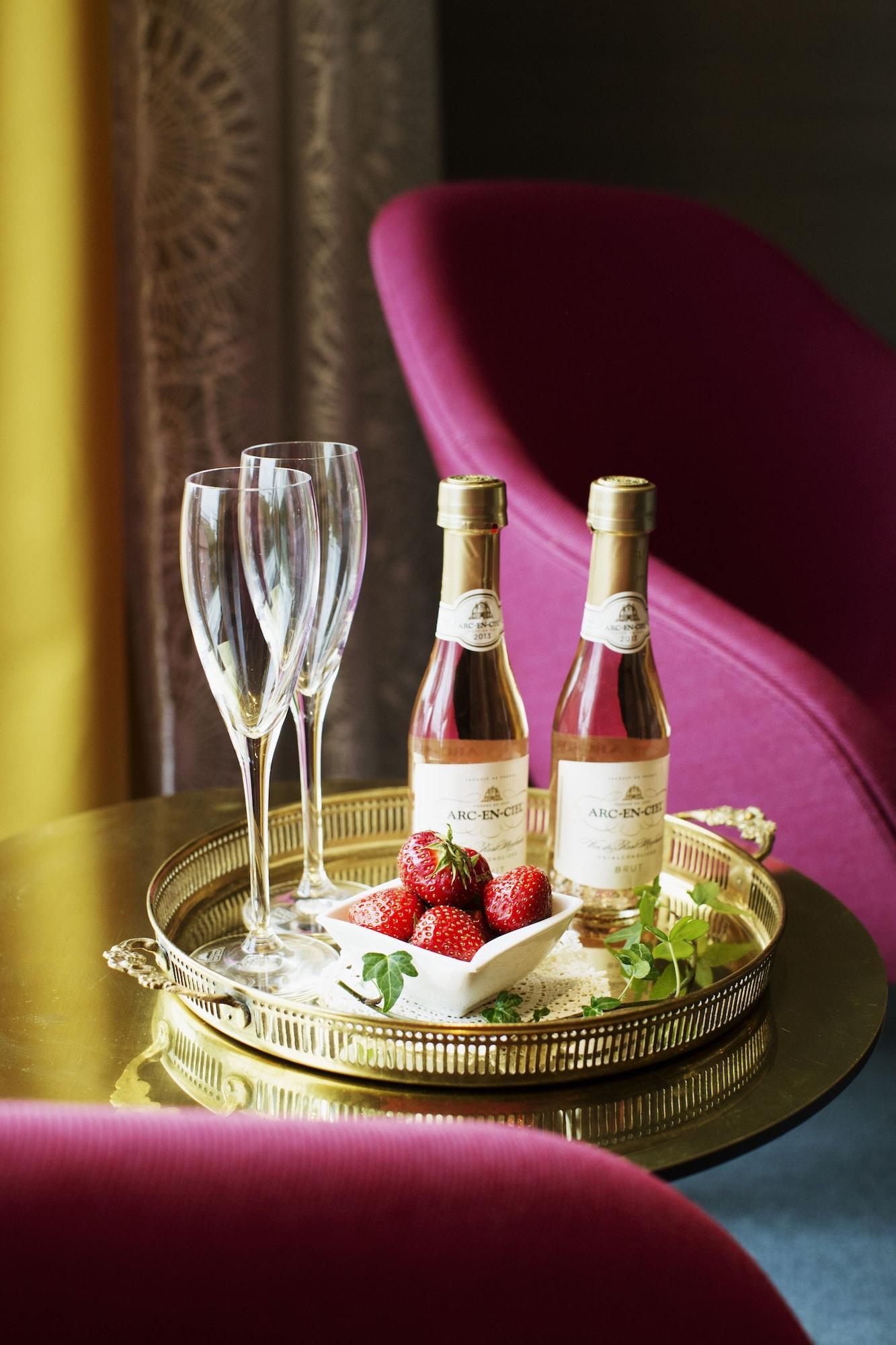 Bar/Salón Hotel von Kraemer