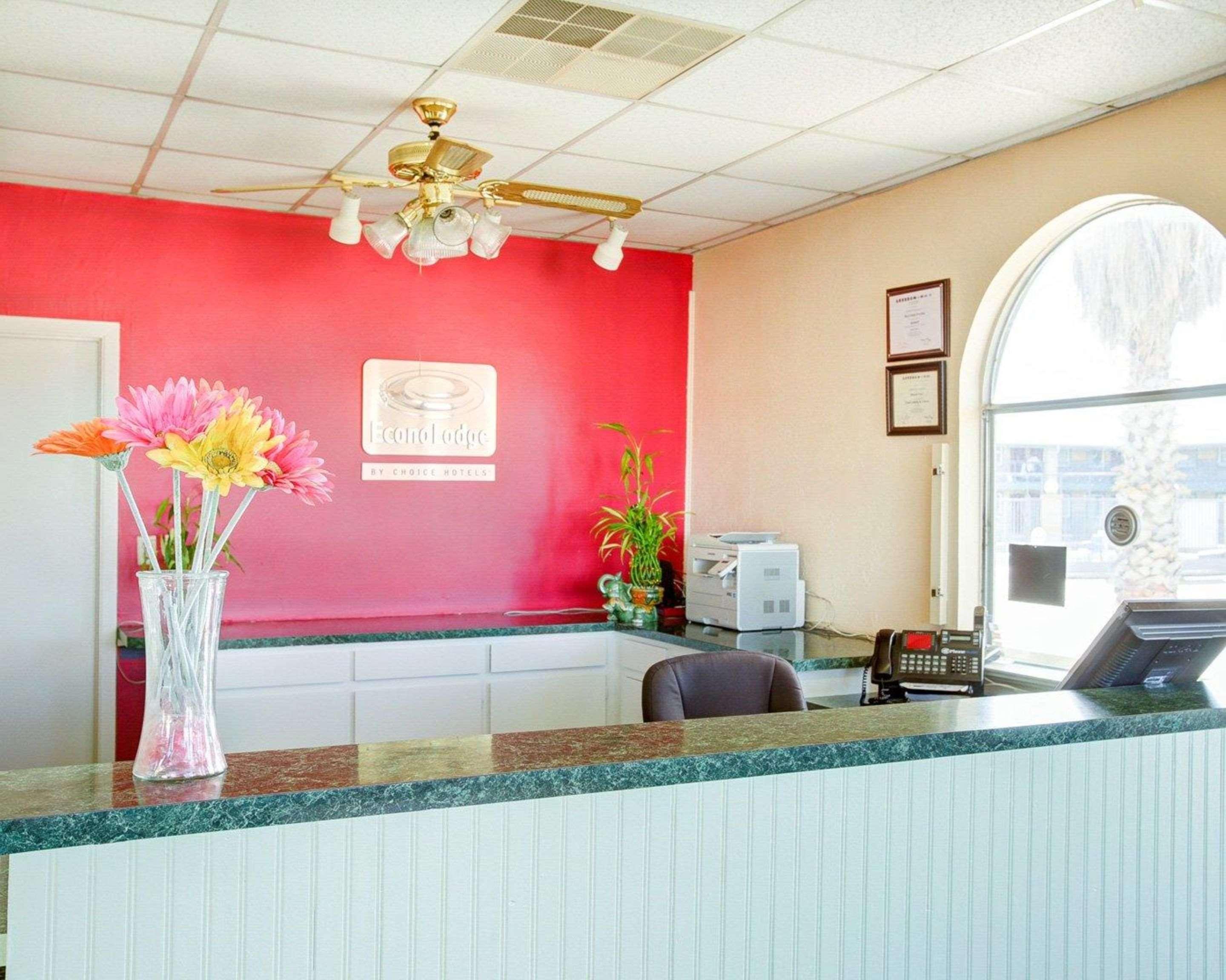 Vista Lobby Econo Lodge Temple