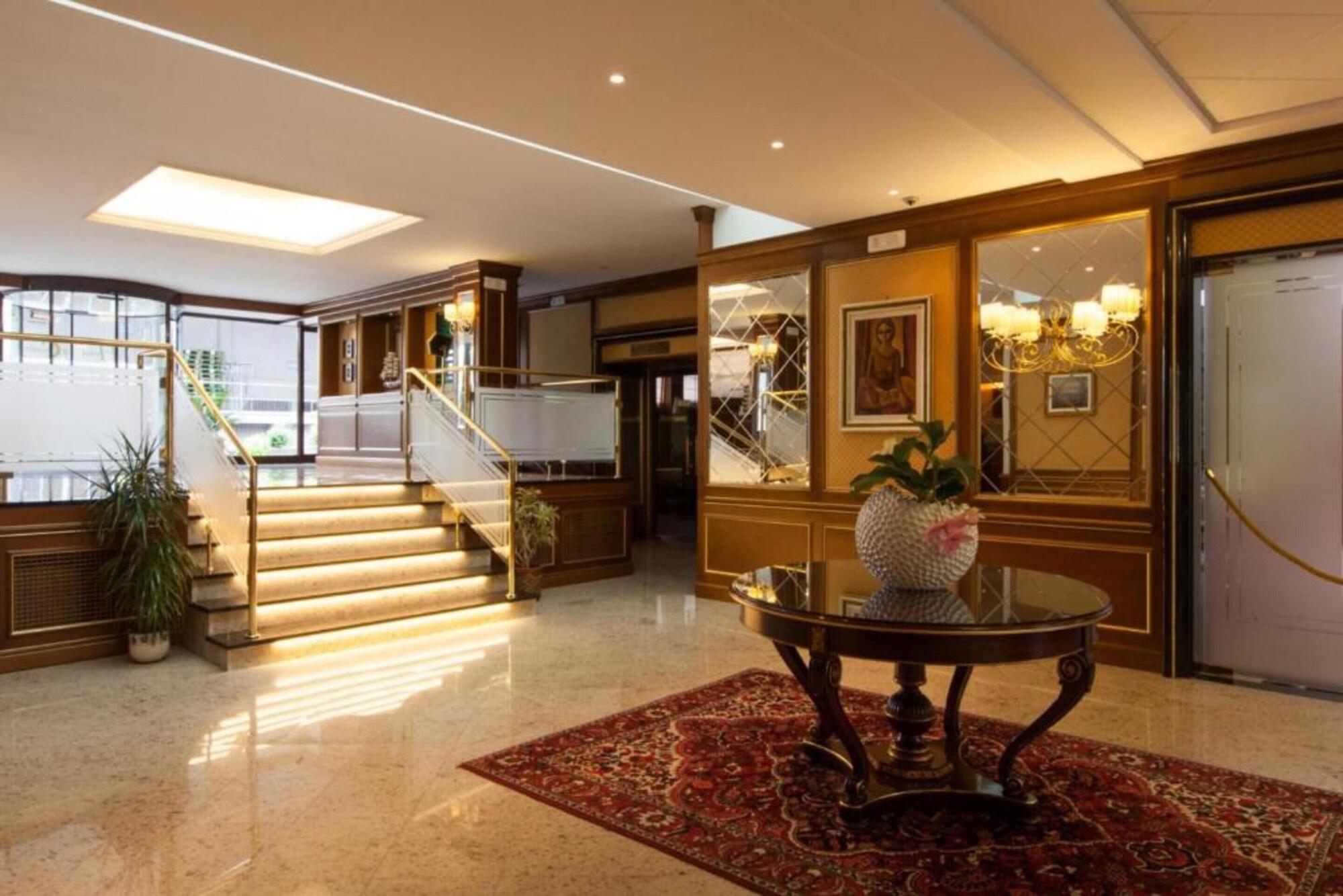 Vista Lobby Hotel Il Chiostro by LVG Hotel Collection
