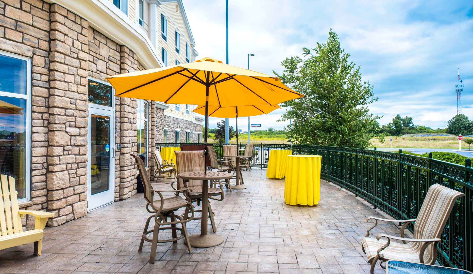 Vista Exterior Hilton Garden Inn Watertown/Thousand Islands