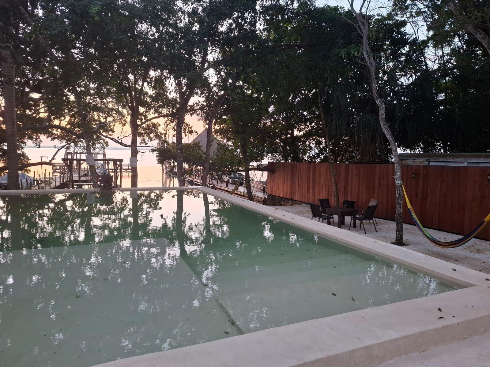 Vista Piscina Hotel Casa del Angel Bacalar