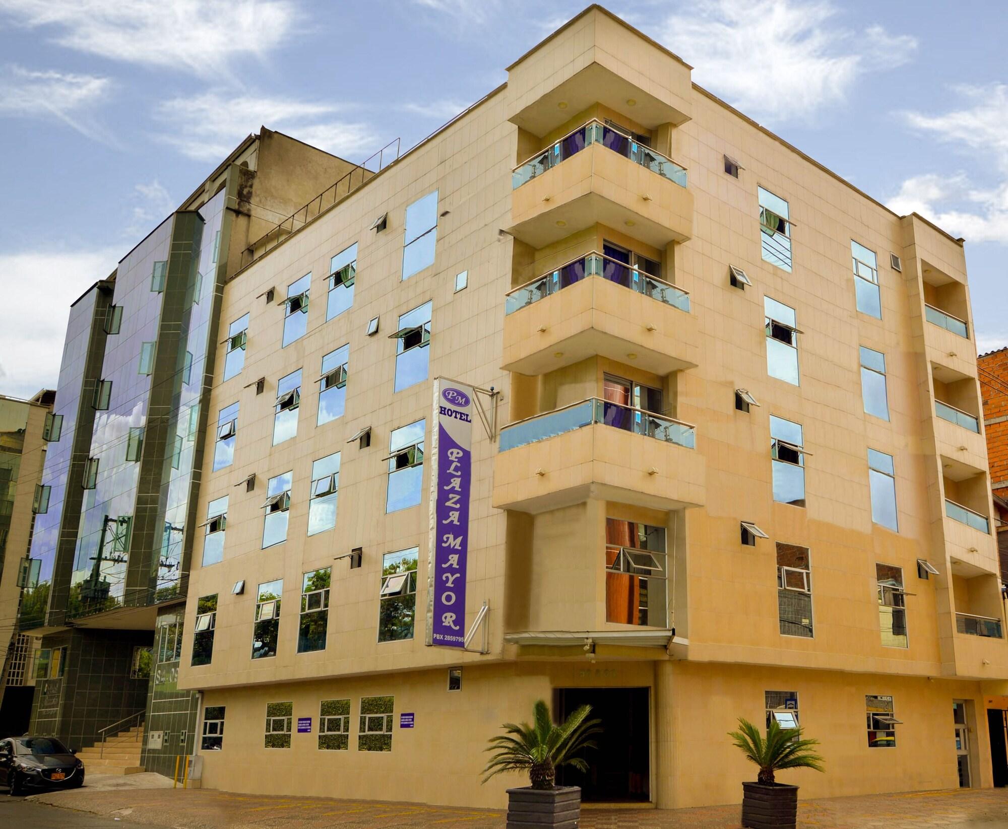 Varios Hotel Plaza Mayor Itagui