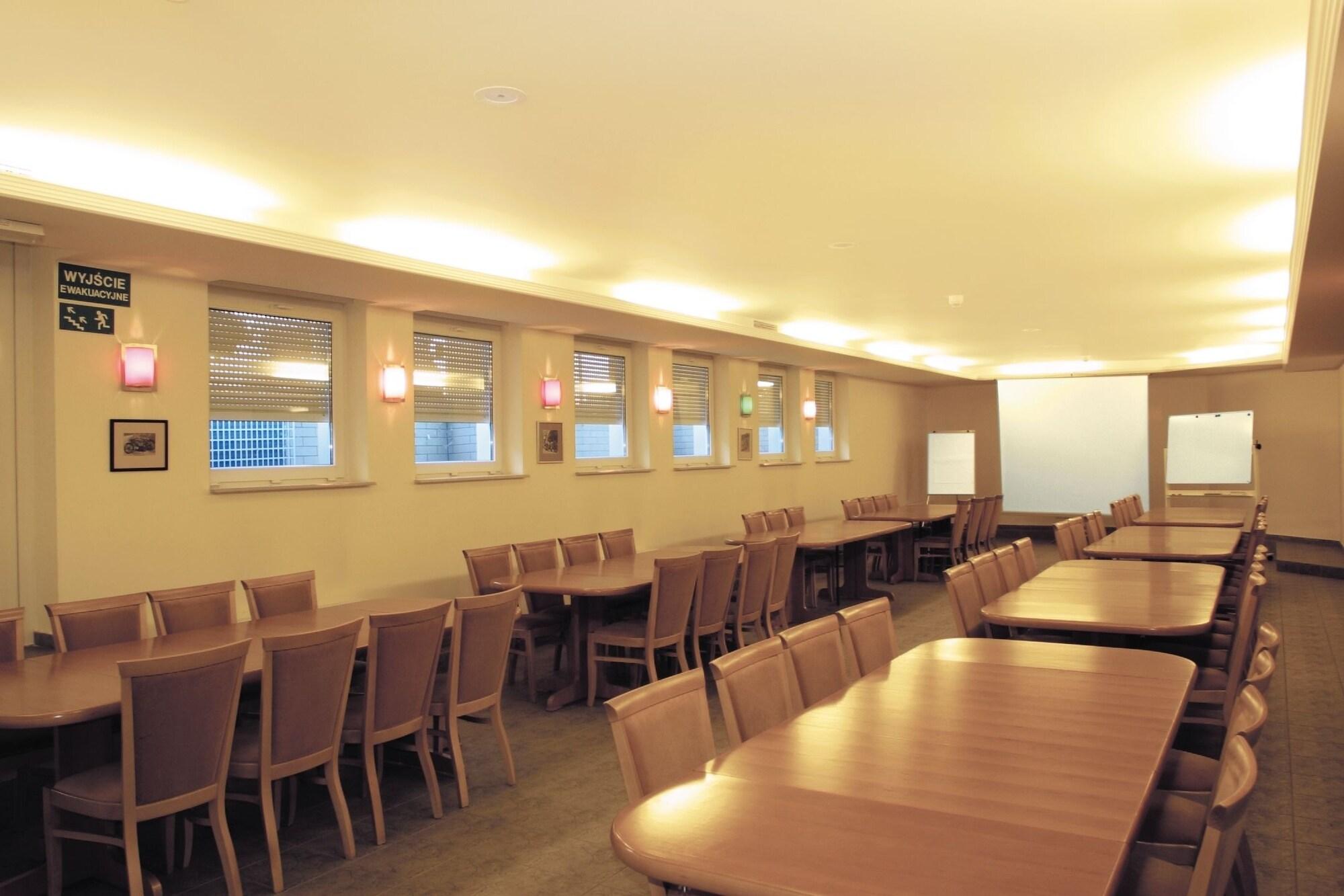 Sala de Reuniones Hotel Bielany