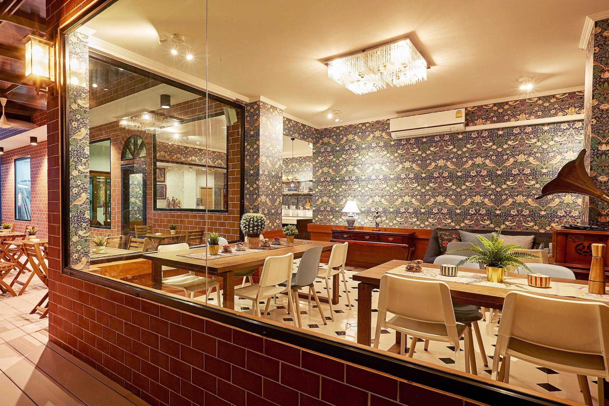 Restaurant Chez Bure - Bure Homestay