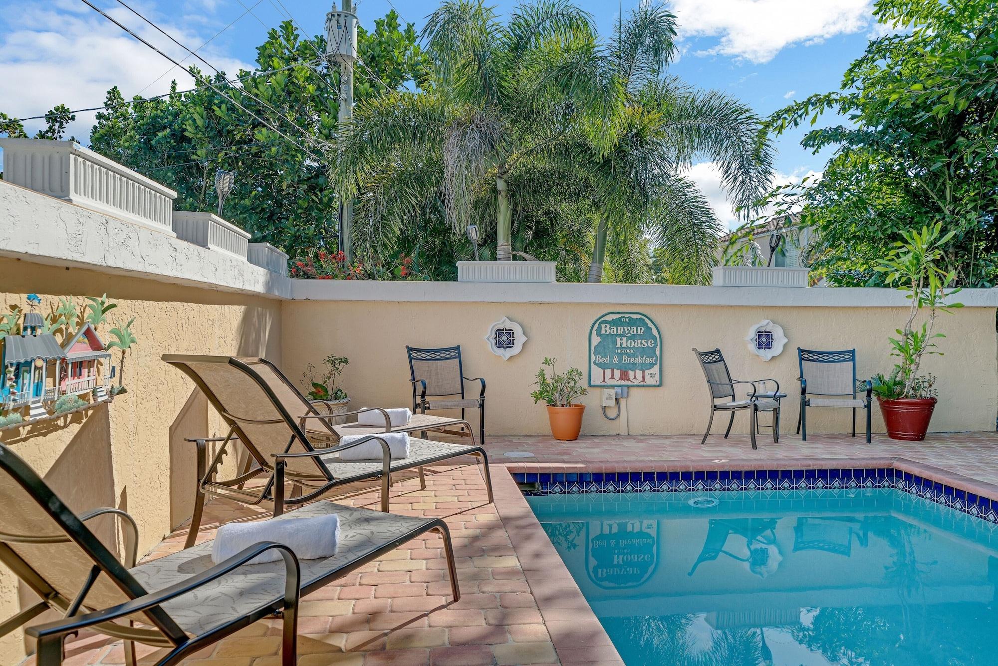Vista Piscina Banyan House