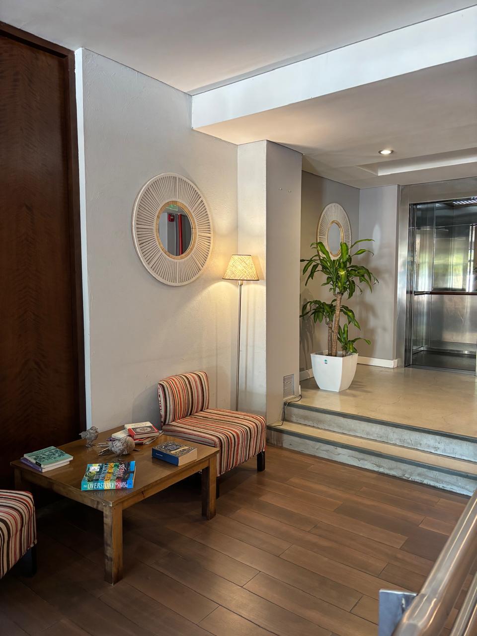 Vista Lobby Casa Campus Pilar Suites