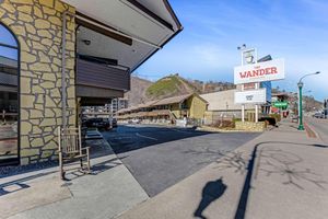 Alojamiento - The Wander Hotel, a Ramada by Wyndham