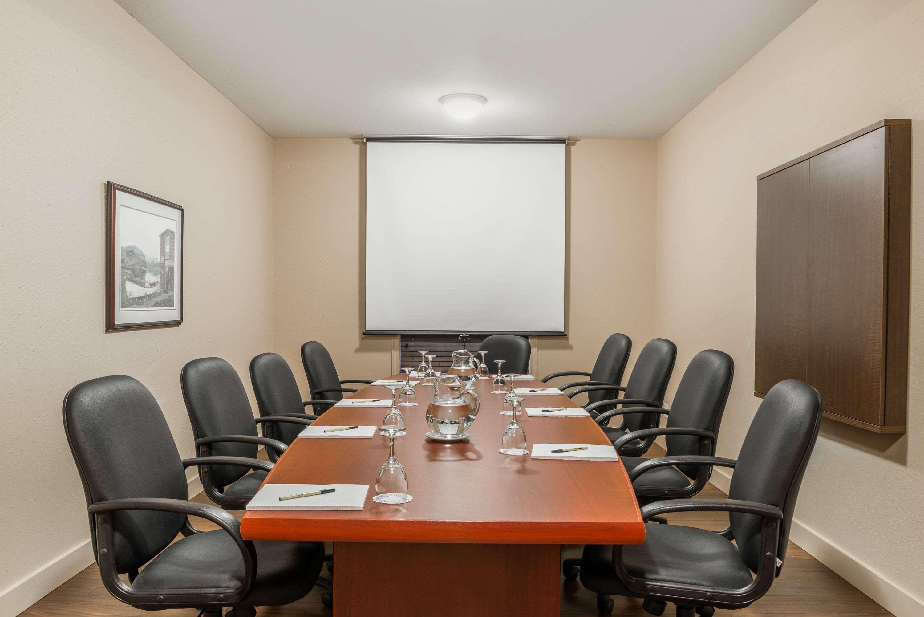Centro de Negocios Super 8 by Wyndham St Johns