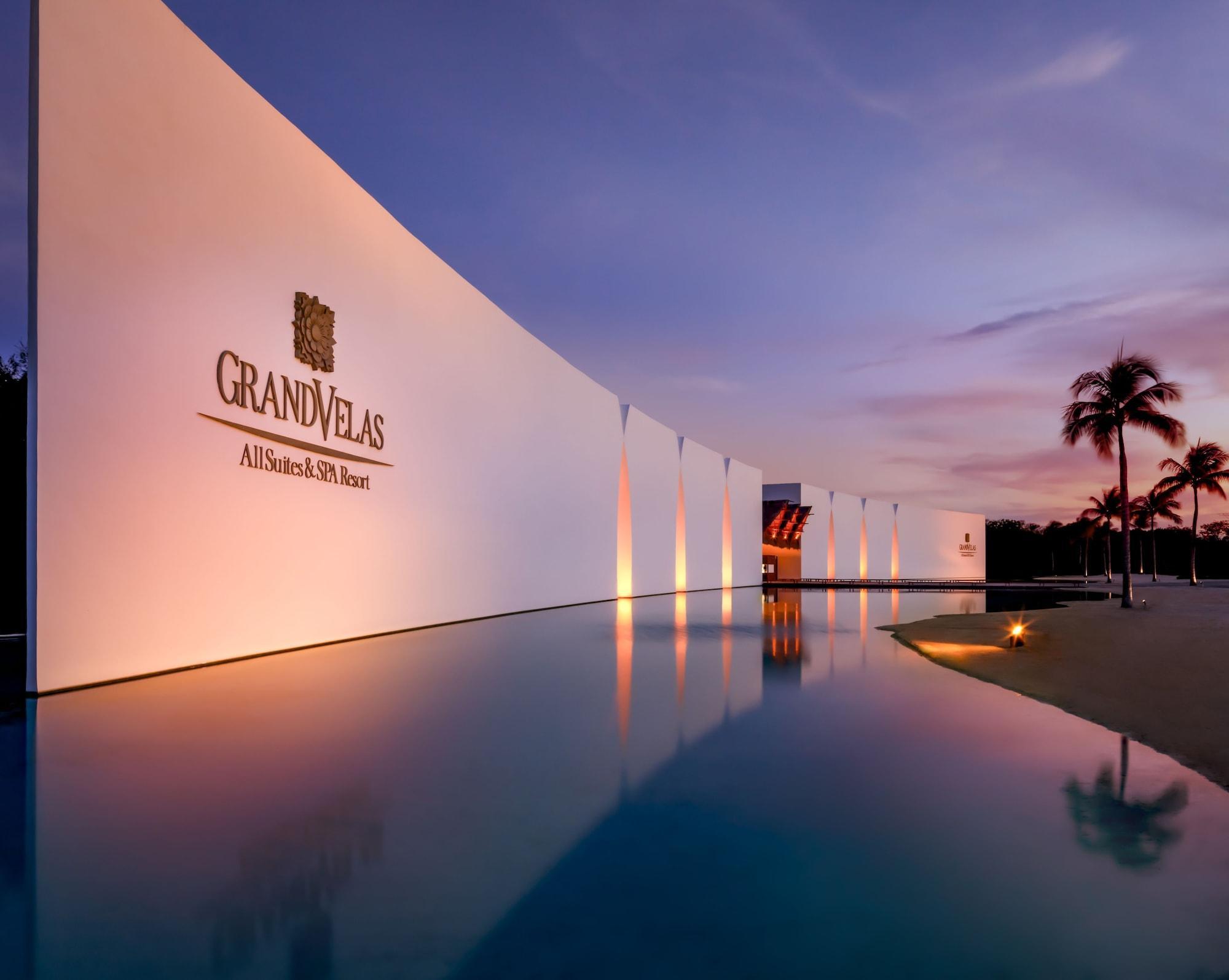 Vista Exterior Ambassador at Grand Velas All Inclusive