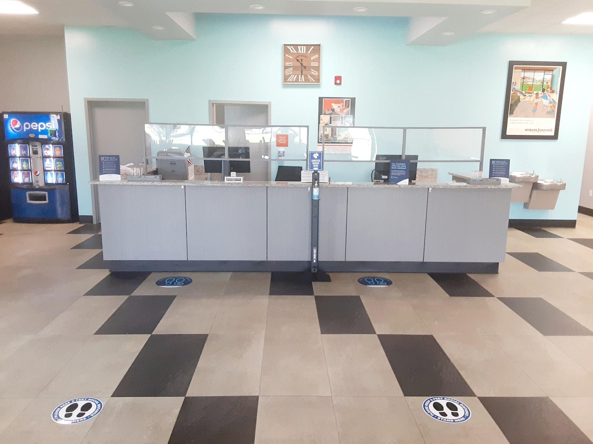 Vista Lobby Howard Johnson by Wyndham Florence