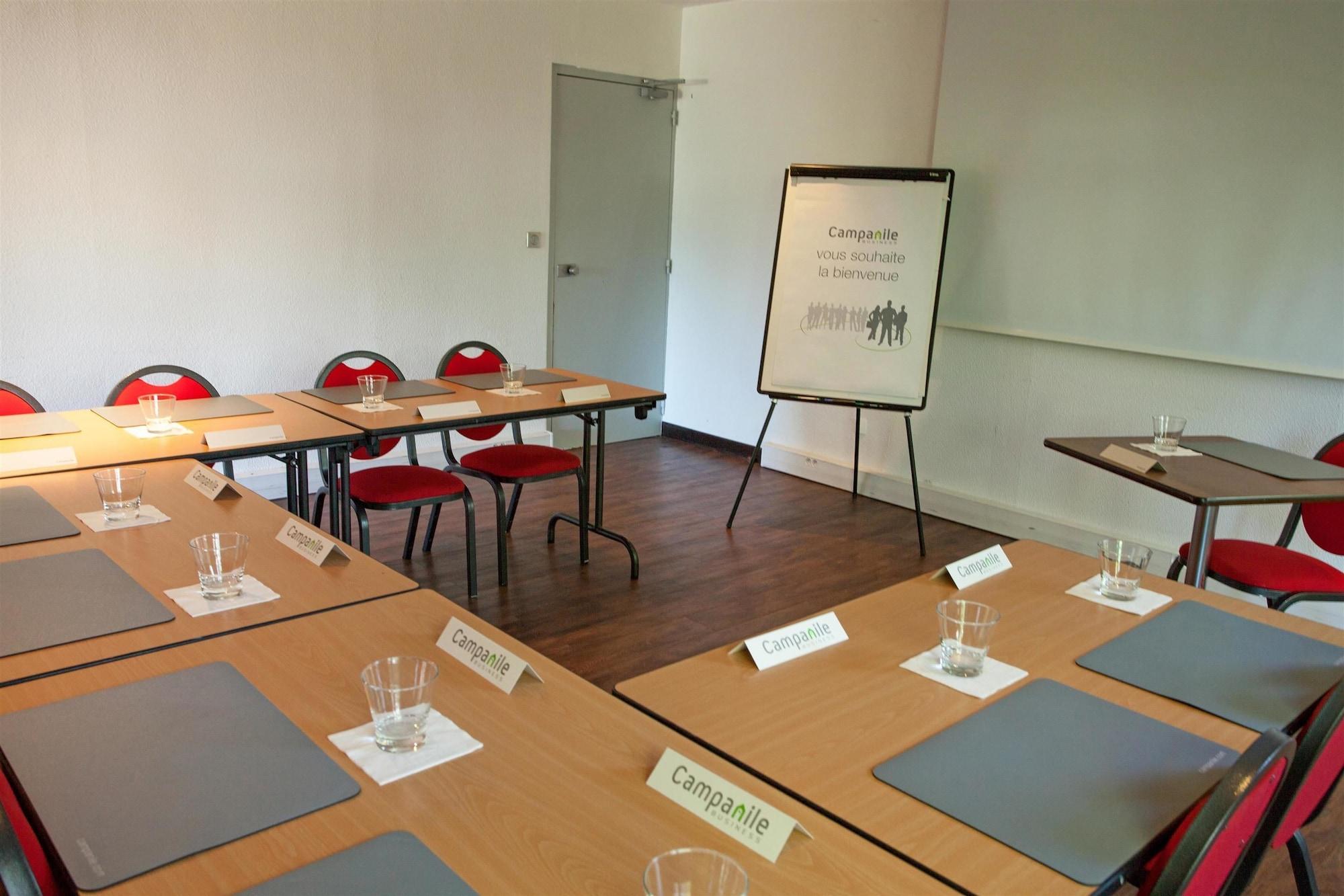 Sala de Reuniones Campanile Chambray Les Tours