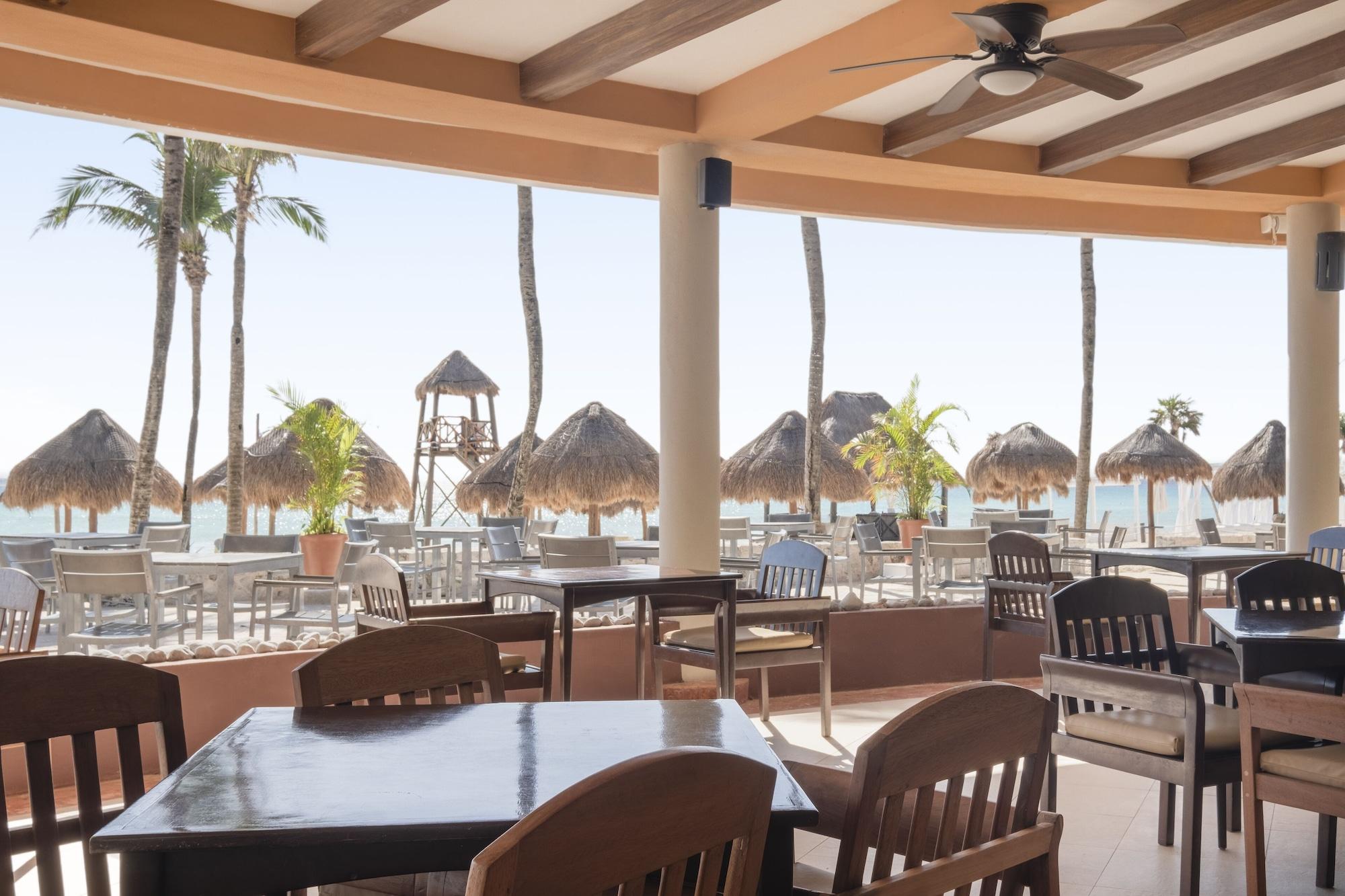 Restaurant Iberostar Waves Quetzal - All Inclusive