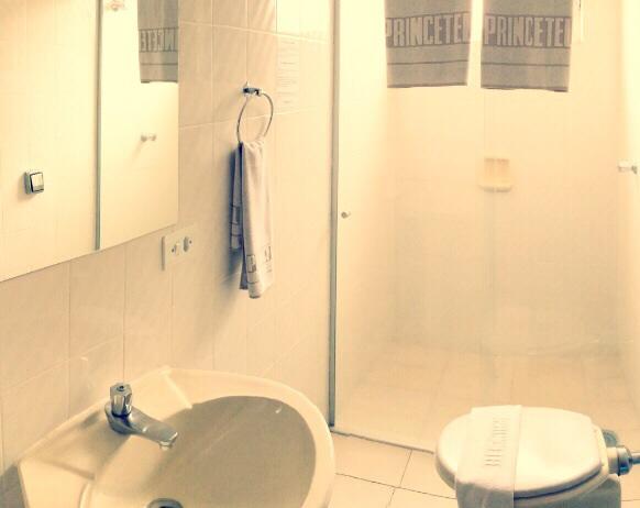 Baño Princetel Palace Hotel
