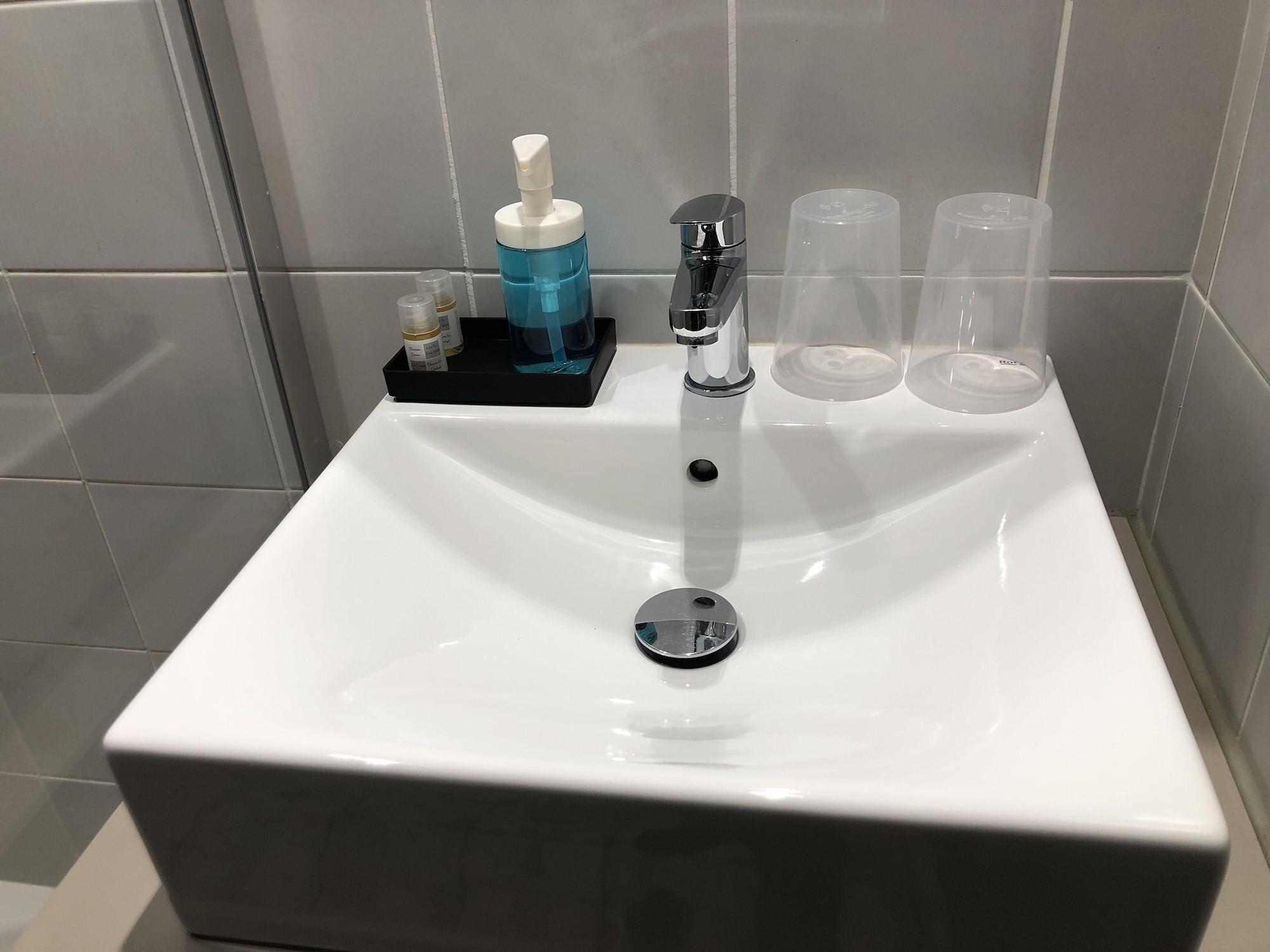 Equipamiento de Habitación Hôtel Saint Roch Montpellier