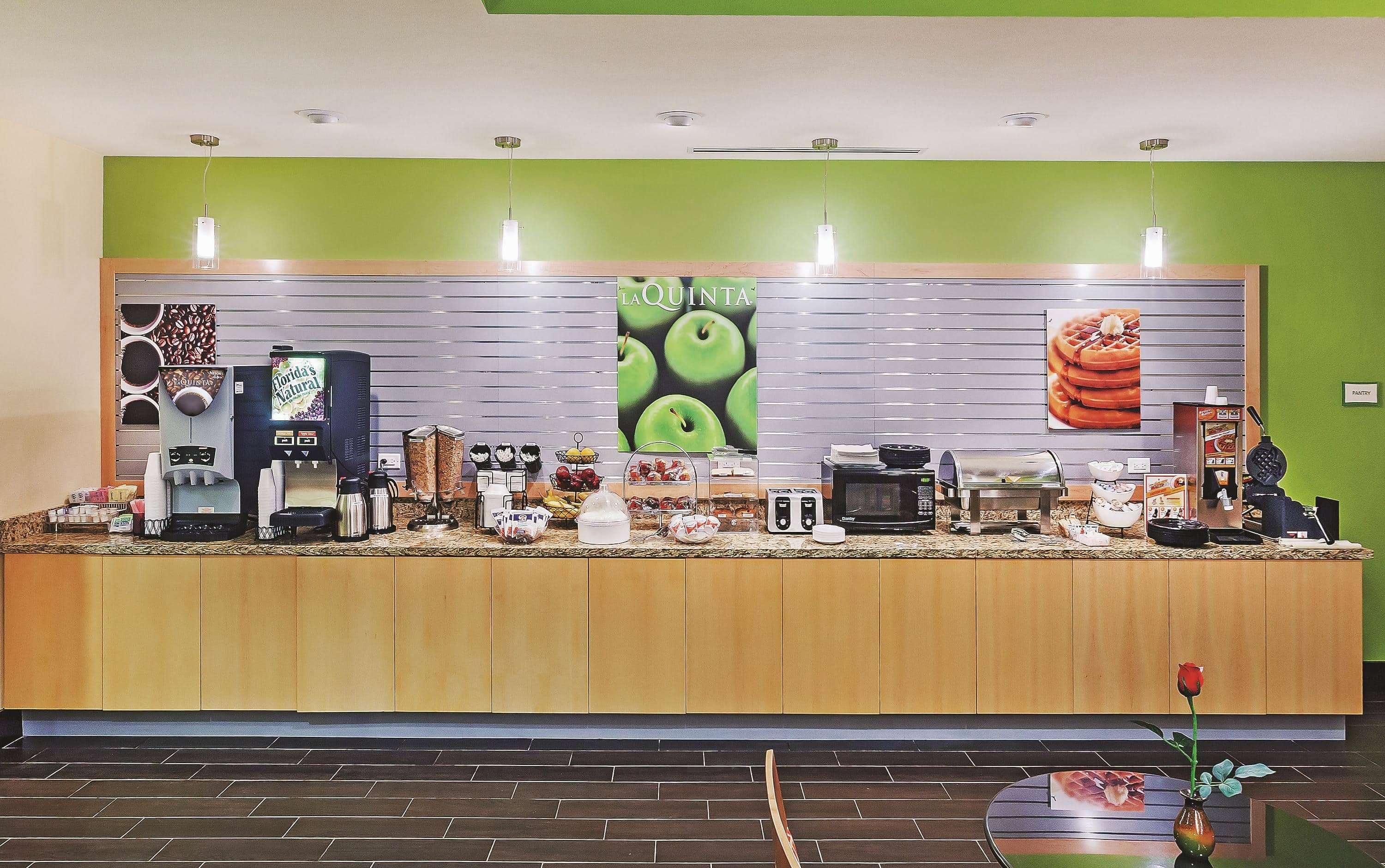 Restaurant La Quinta Inn & Suites by Wyndham Pecos