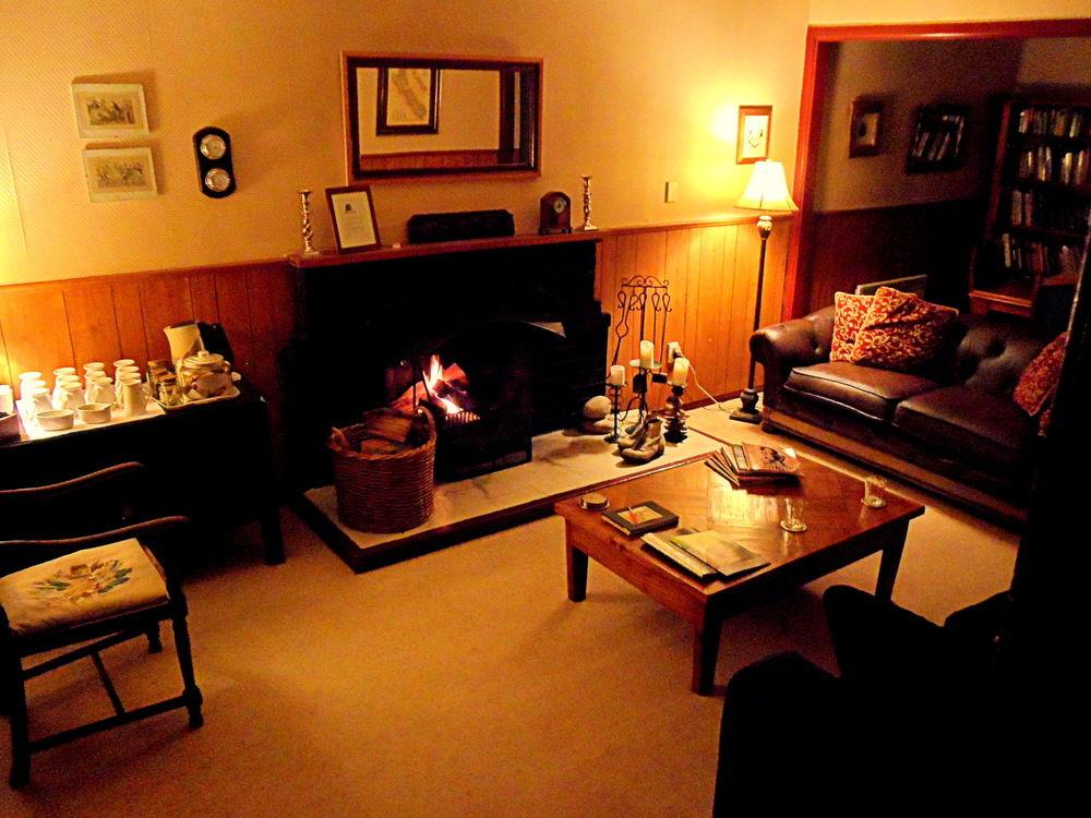 Vista Lobby Kinloch Wilderness Retreat