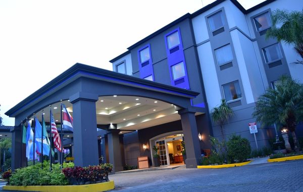 Sleep Inn Hotel Paseo Las Damas