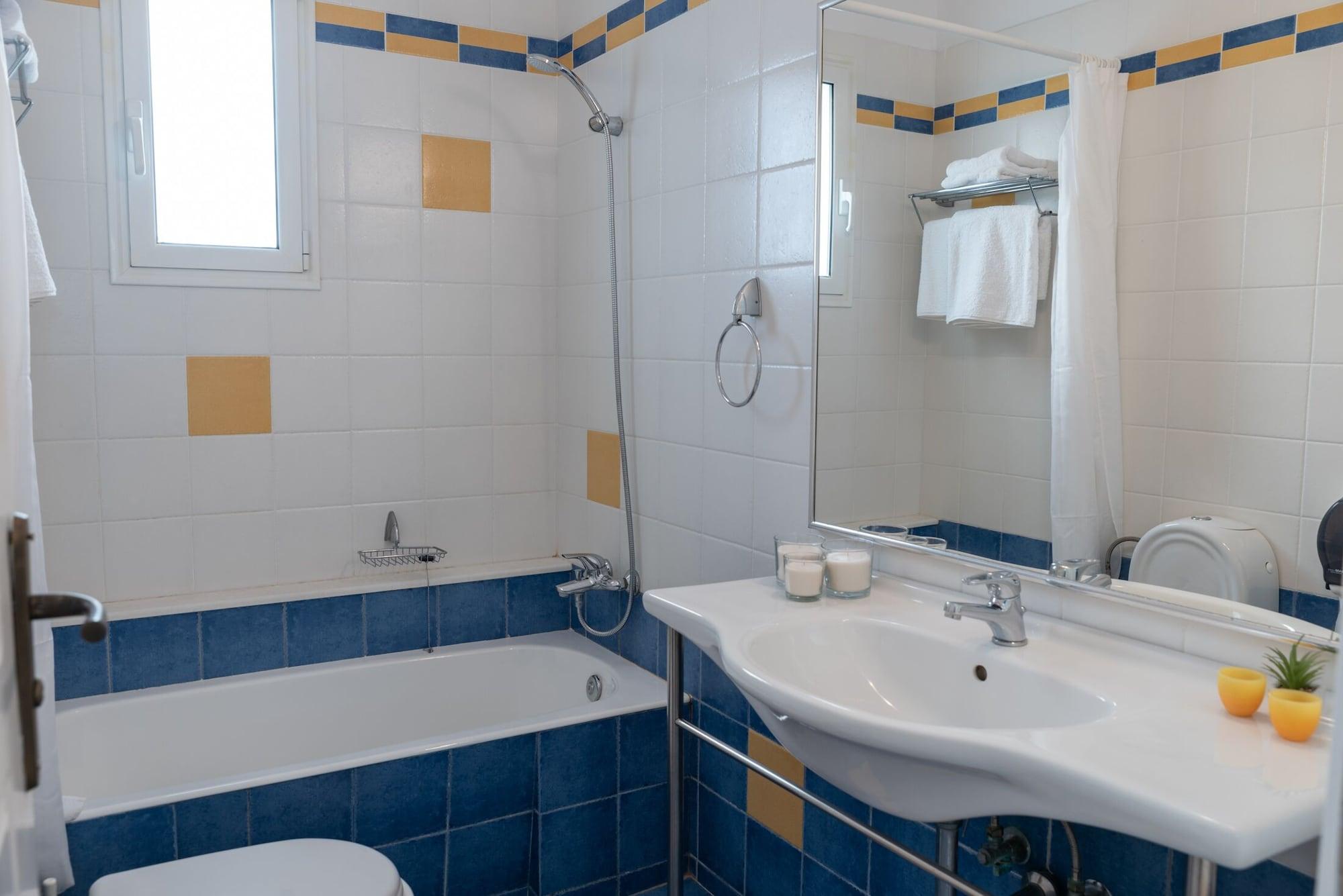 Equipamiento de Habitación Corinthian Village